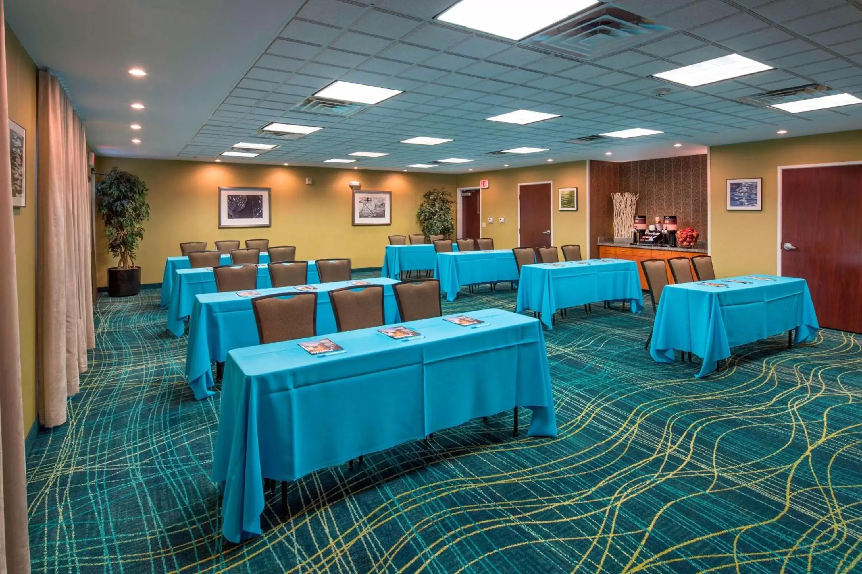 Meeting/conference room in SpringHill Suites Laredo