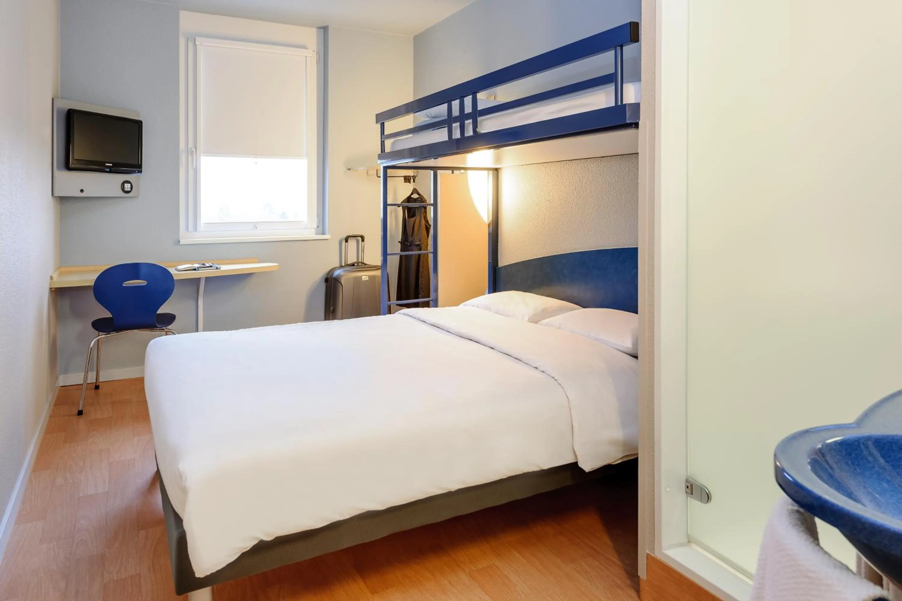 Bed in ibis budget Amboise