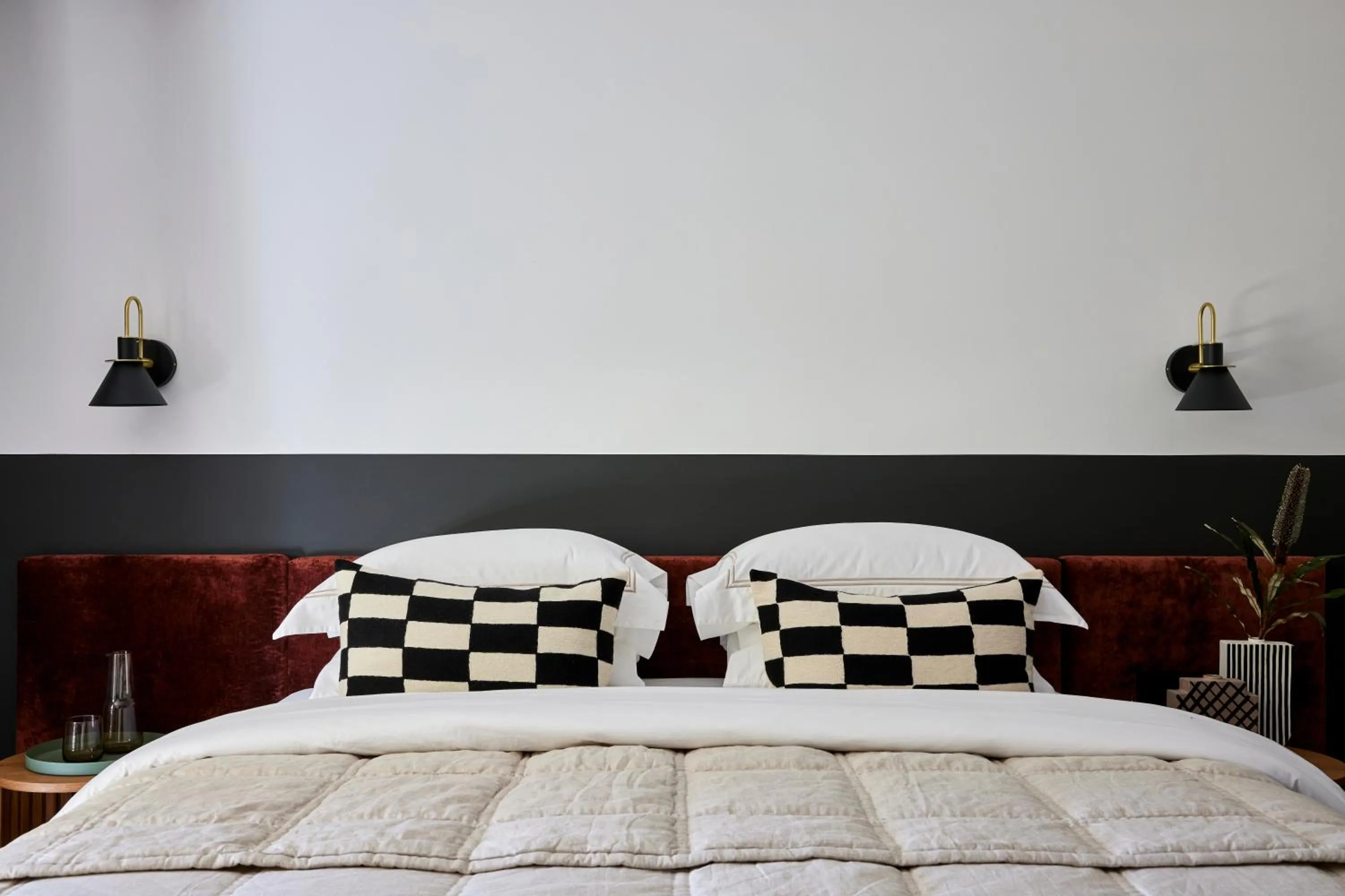 Bed in Central Caleula Motor Lodge