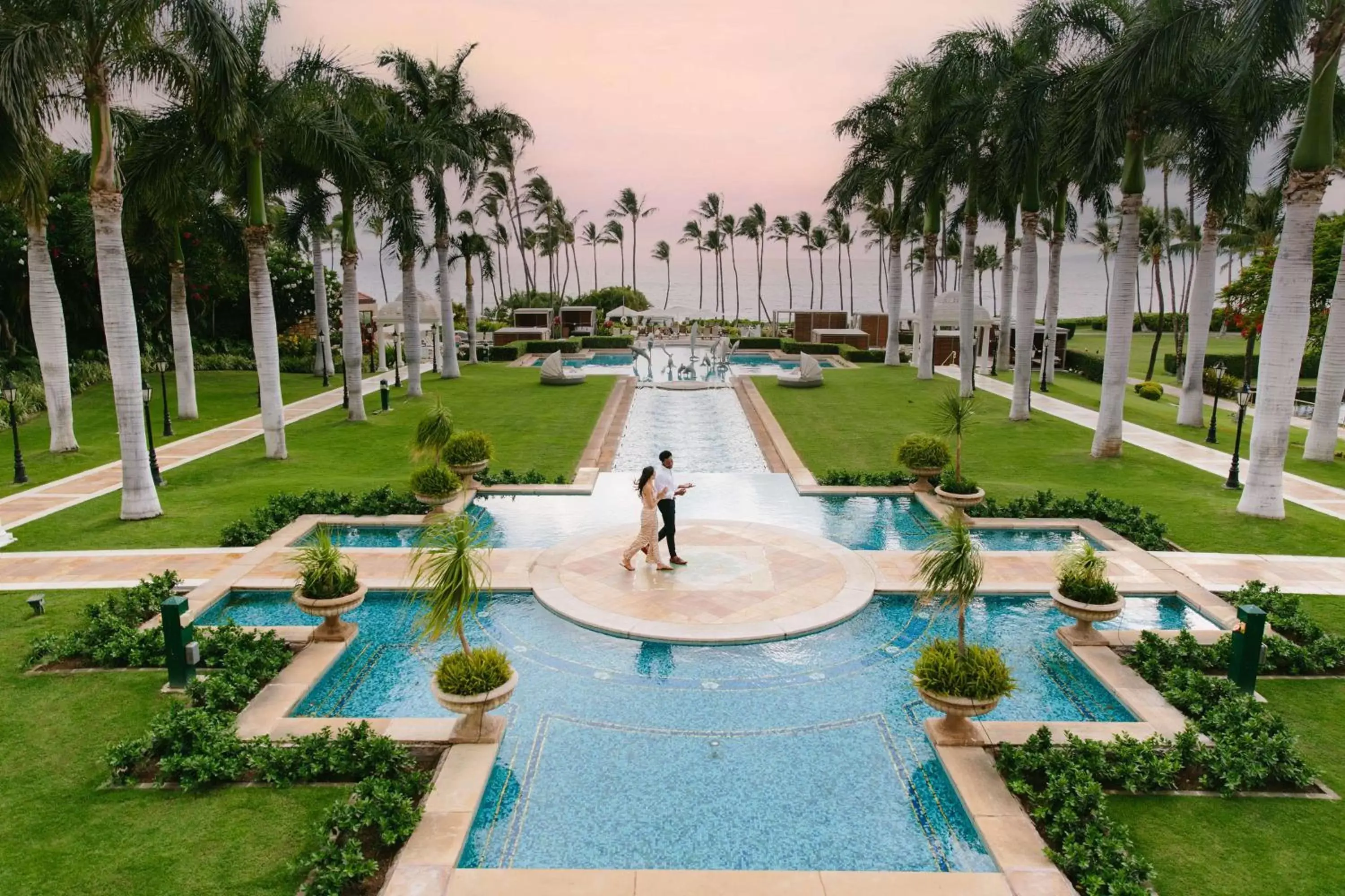 Garden, Pool View in Grand Wailea Resort Hotel & Spa, A Waldorf Astoria Resort
