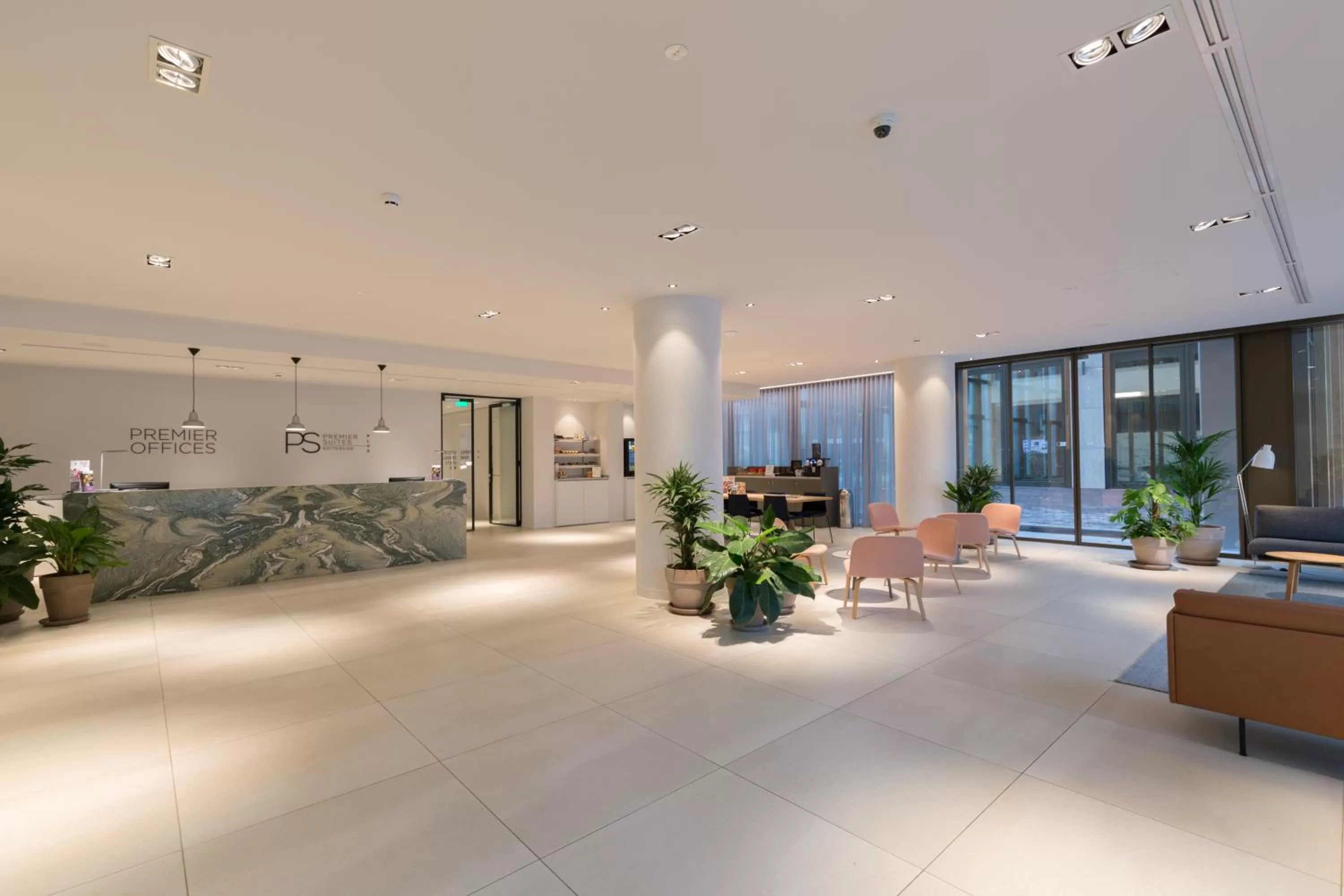 Lobby or reception in PREMIER SUITES Rotterdam