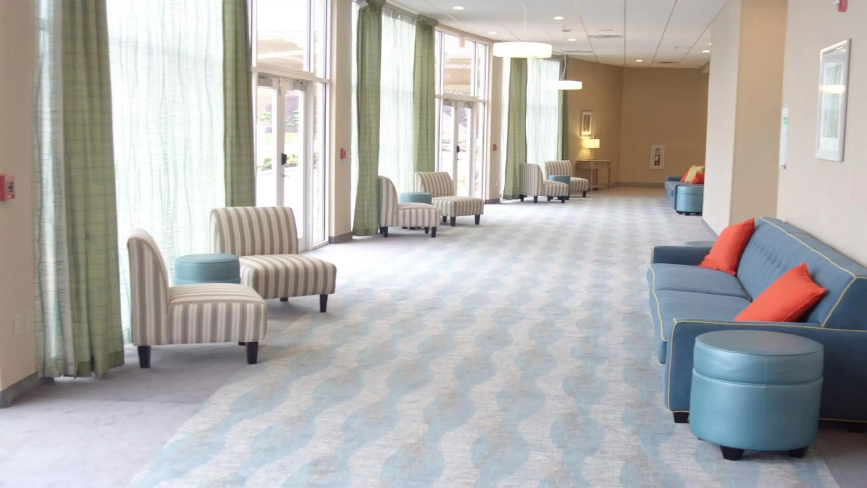 Meeting/conference room, Seating Area in Holiday Inn Guin, an IHG Hotel