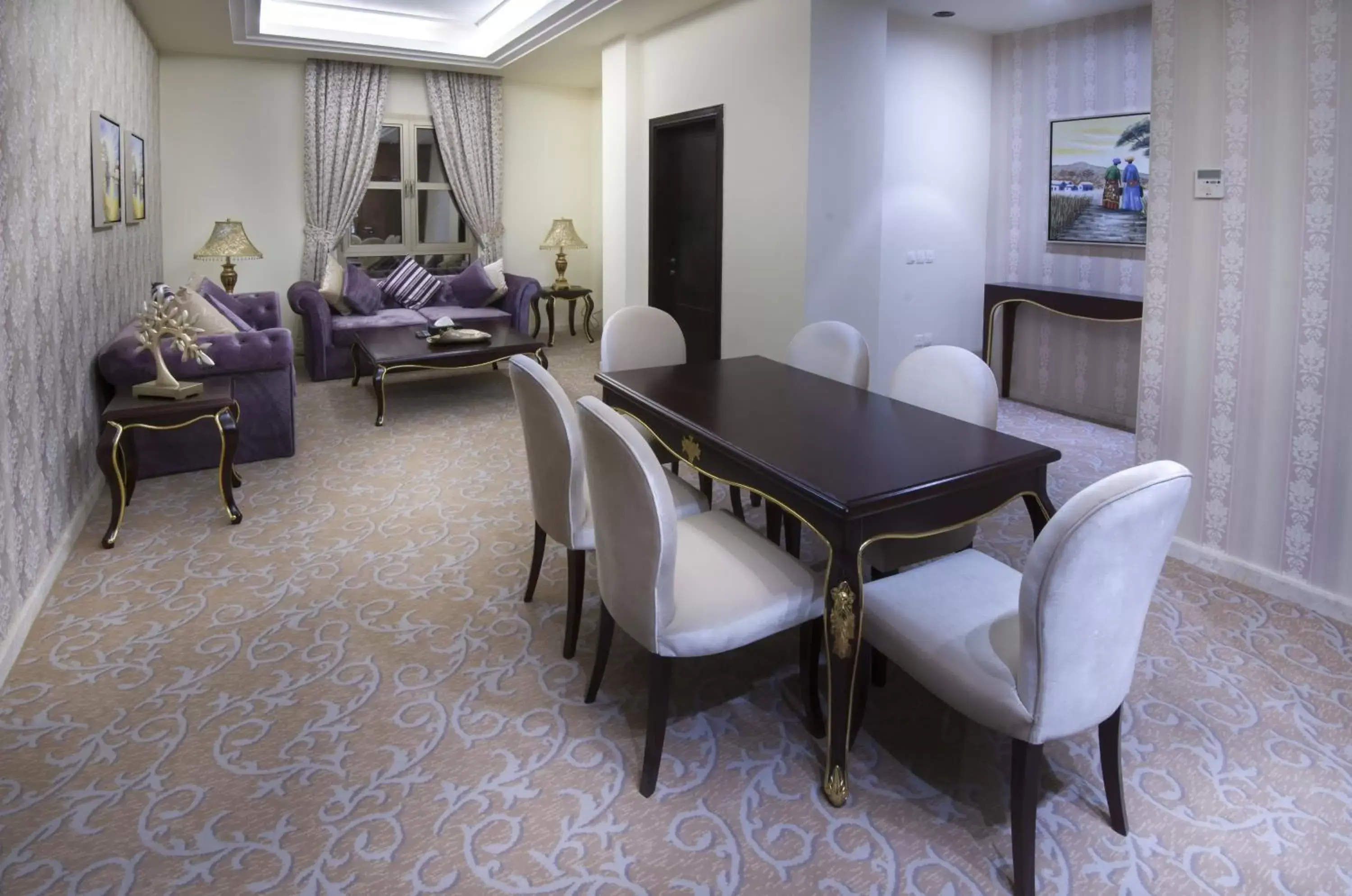 Living room, Dining Area in Mira Trio Hotel - Riyadh - Tahlia Street