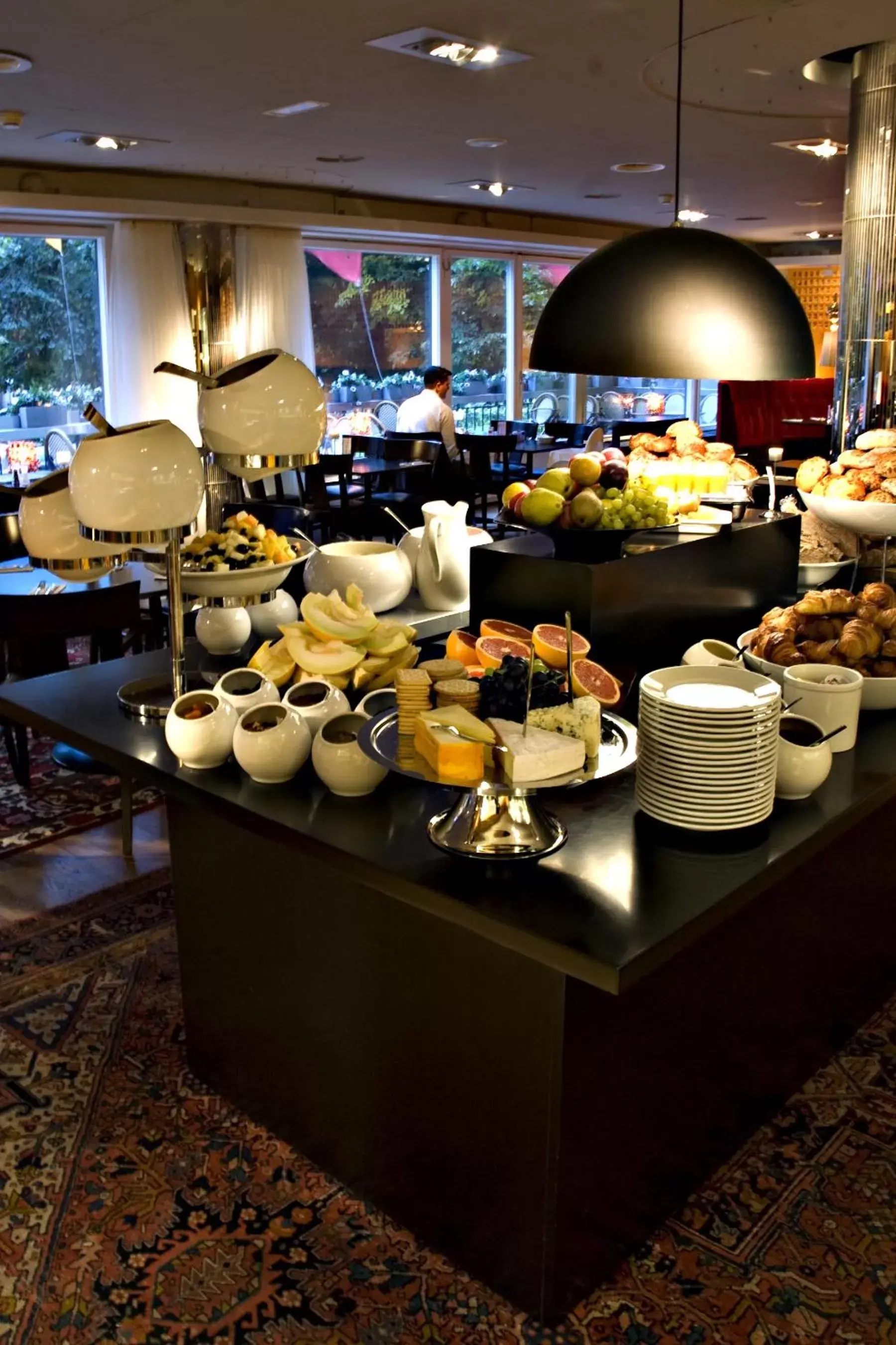 Buffet breakfast in Hotel Rival