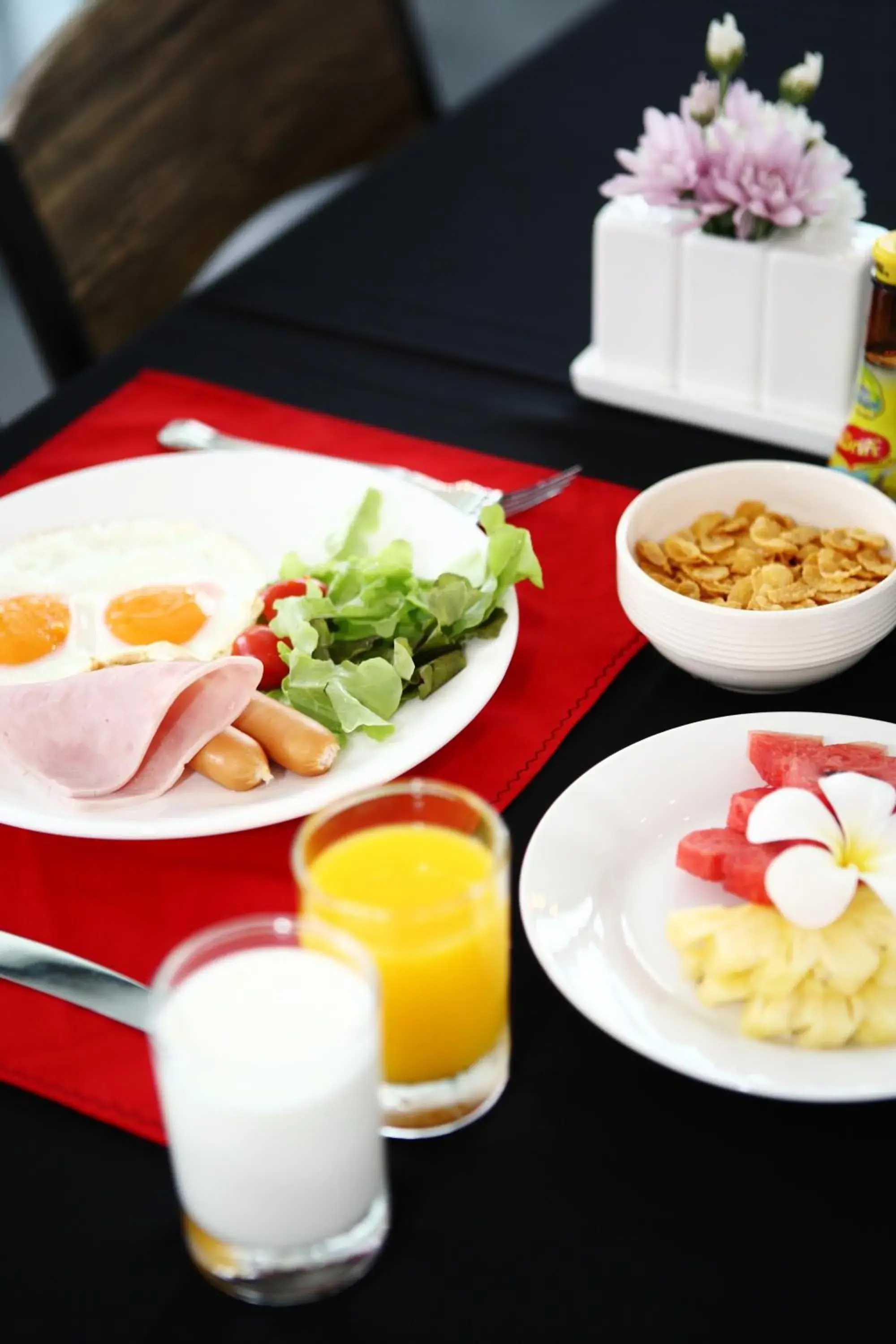 American breakfast in The Malika Hotel - SHA Extra Plus