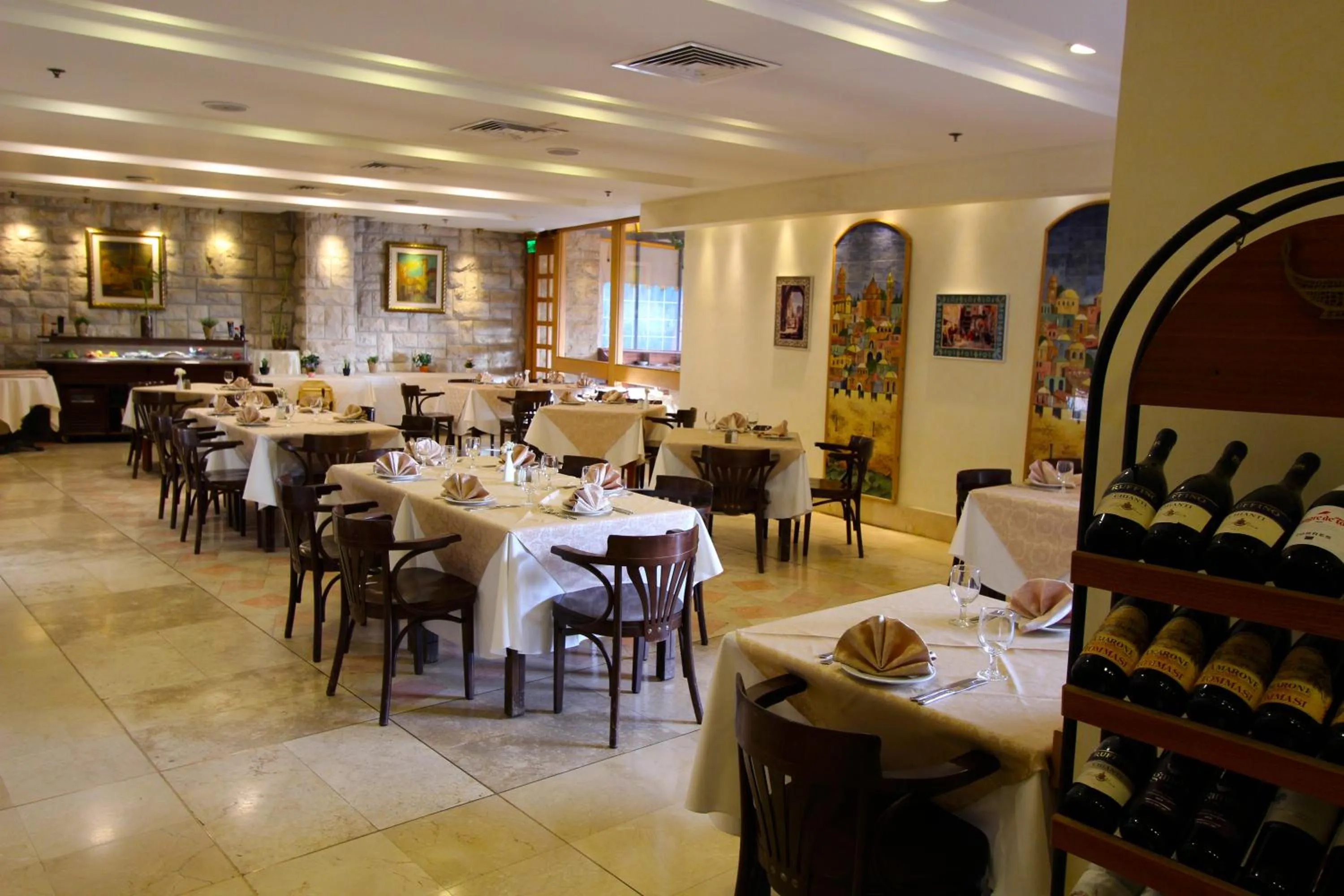 Restaurant/places to eat in Ambassador Hotel