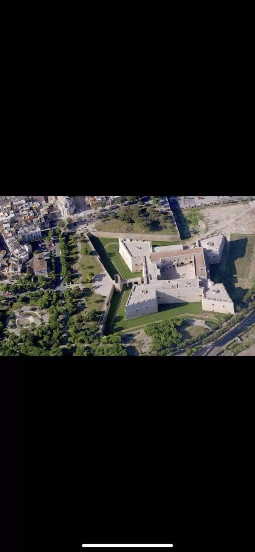 Restaurant/places to eat, Bird's-eye View in CD Romanello (Mura S. Cataldo)