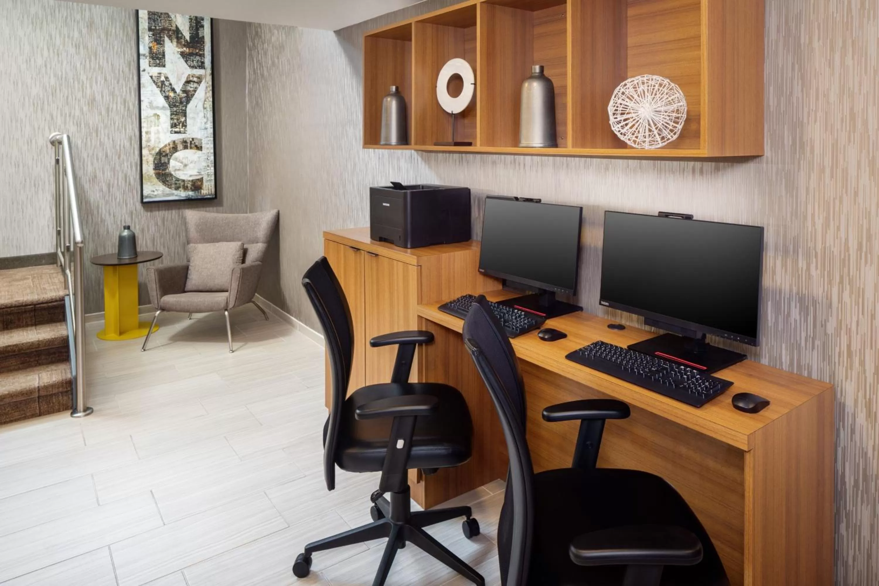 Business facilities, Business Area/Conference Room in SpringHill Suites by Marriott New York JFK Airport Jamaica