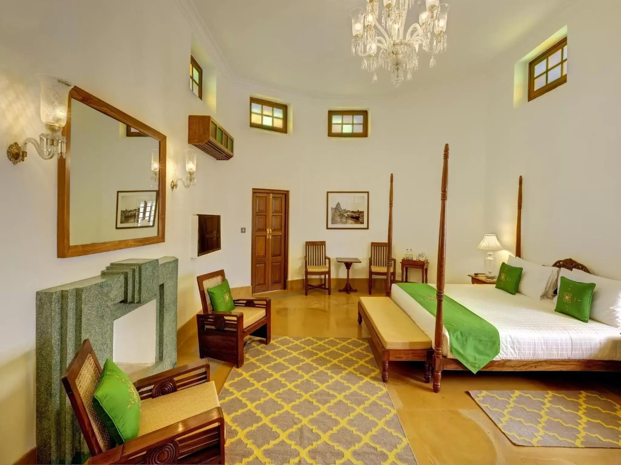 Bedroom in lebua Lucknow