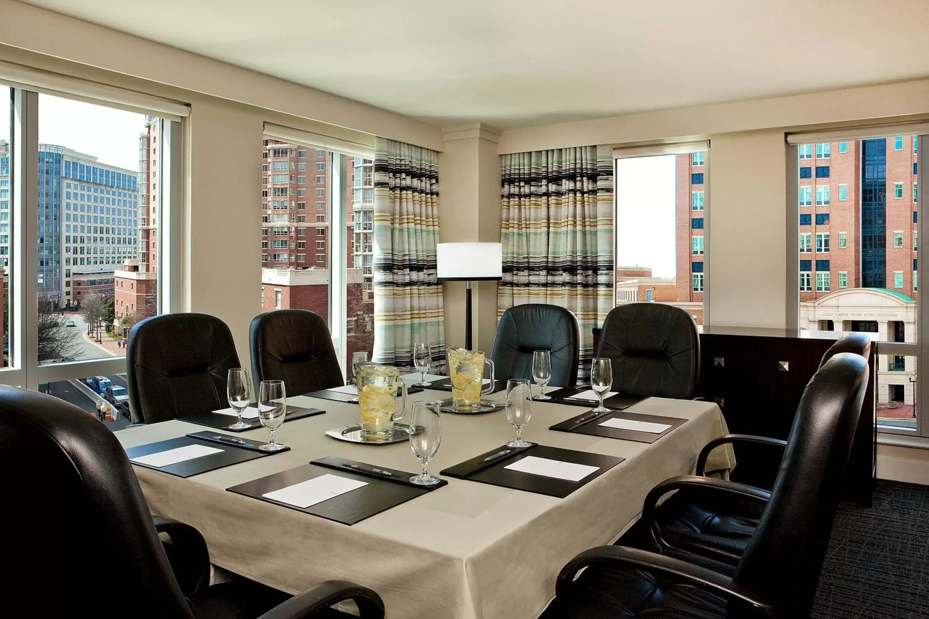 Meeting/conference room in The Westin Alexandria Old Town