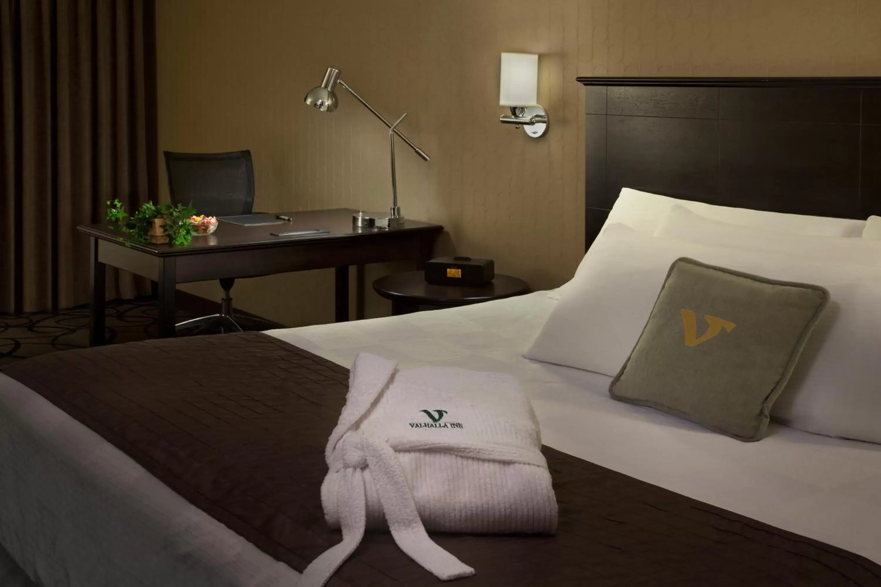 Bedroom, Bed in Valhalla Hotel & Conference Centre Bedroom, Bed in Valhalla Hotel & Conference Centre