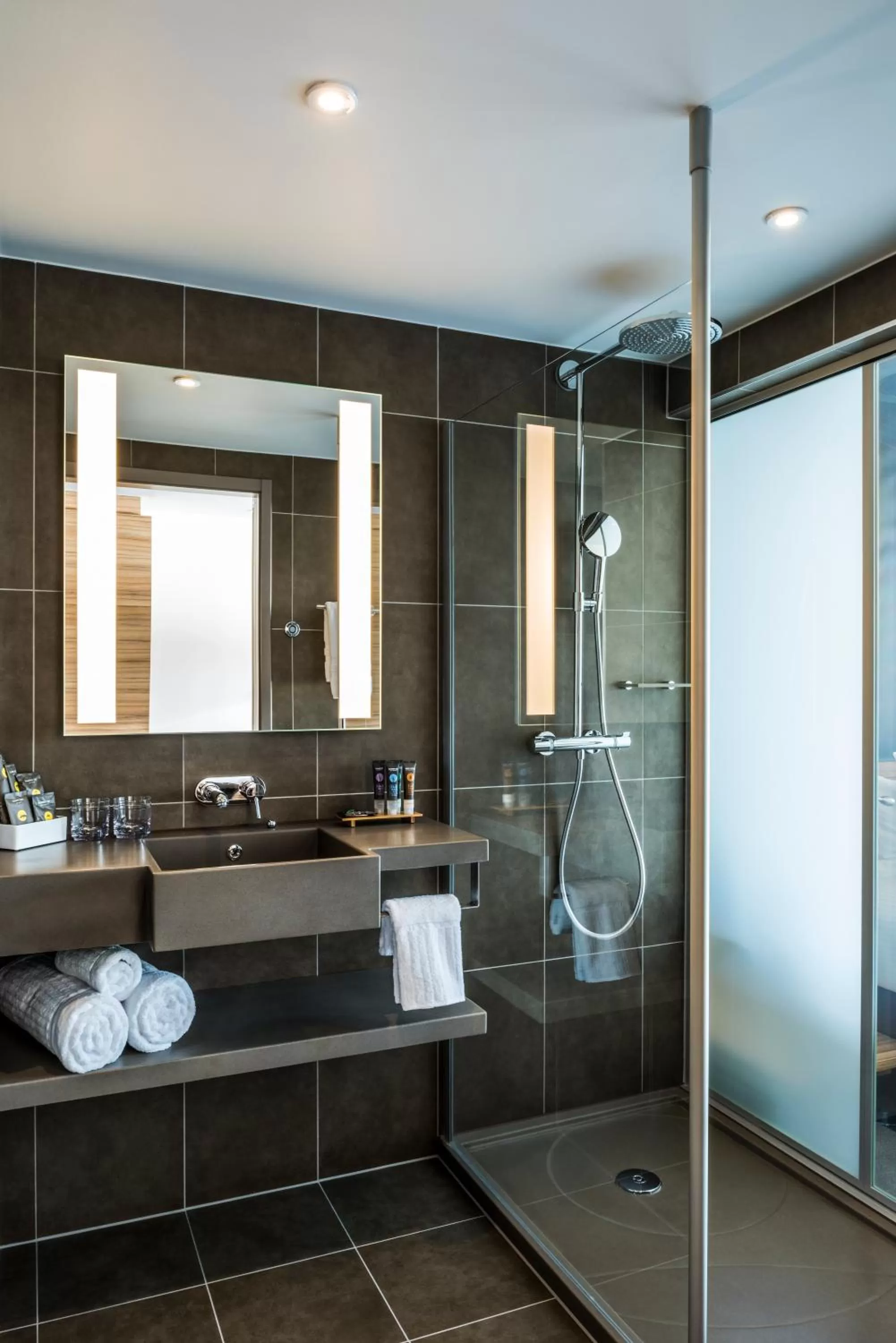 Bathroom in Novotel London Canary Wharf