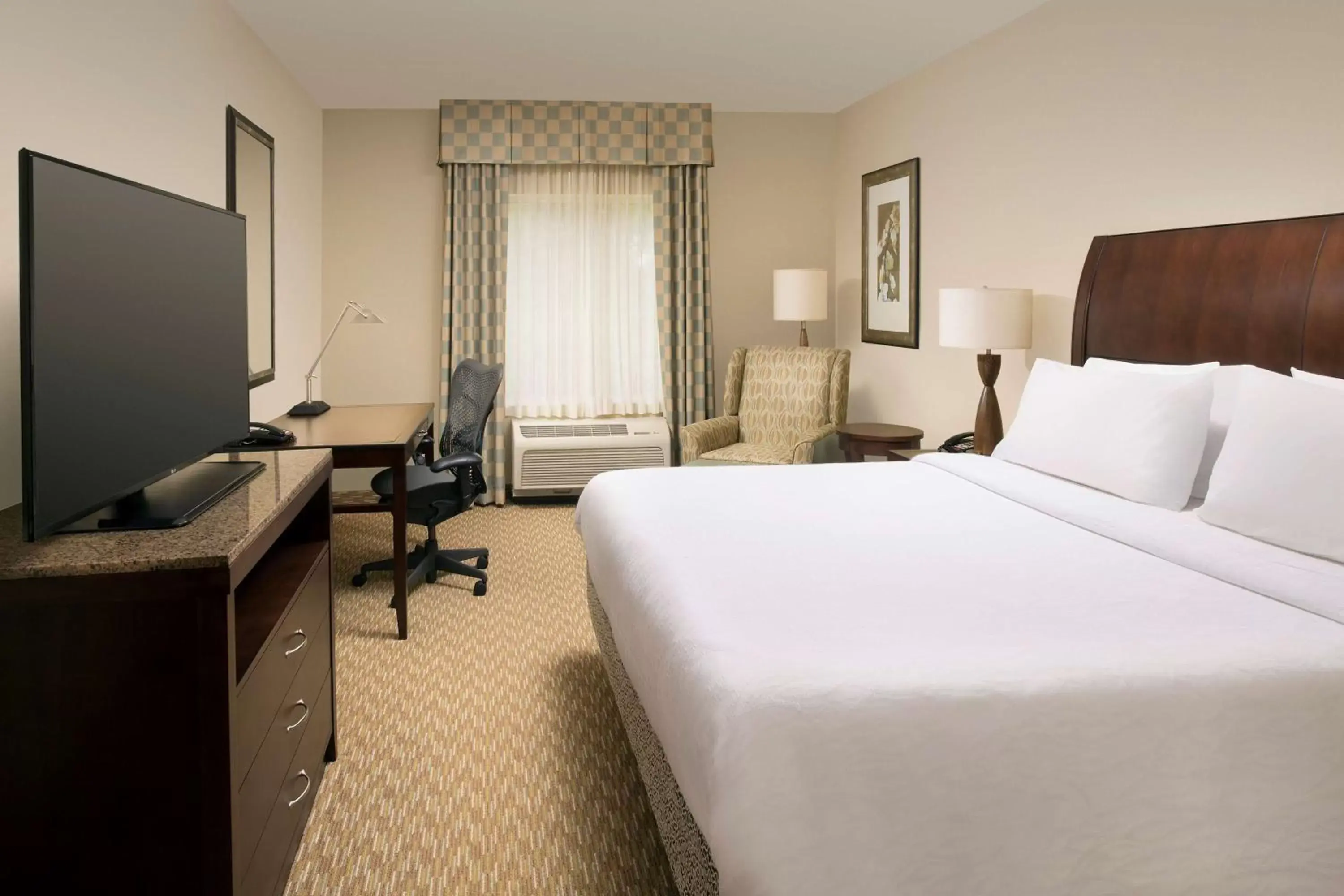 Bedroom, Bed in Hilton Garden Inn Huntsville South/Redstone Arsenal