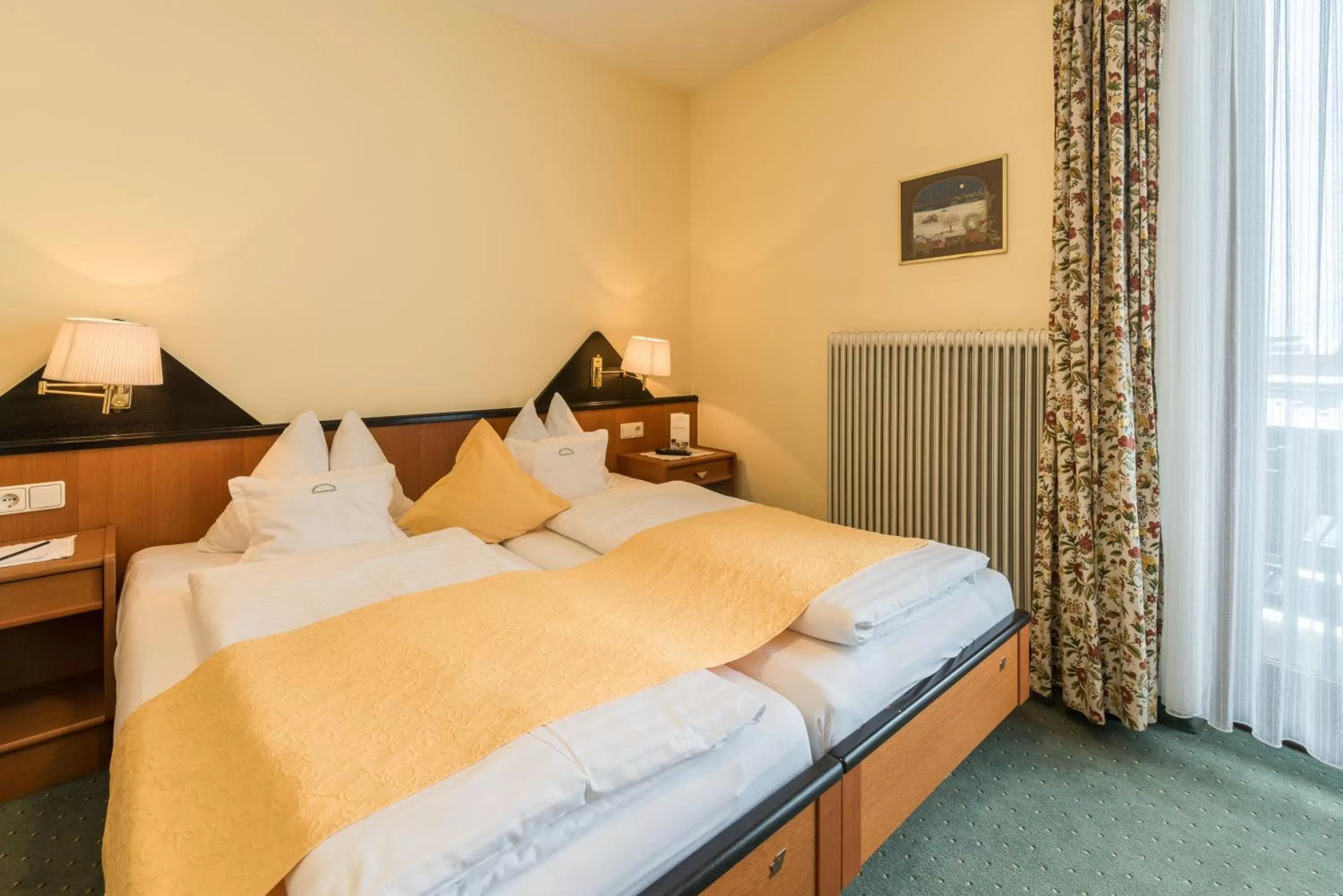 Bedroom, Bed in Hotel Brückenwirt