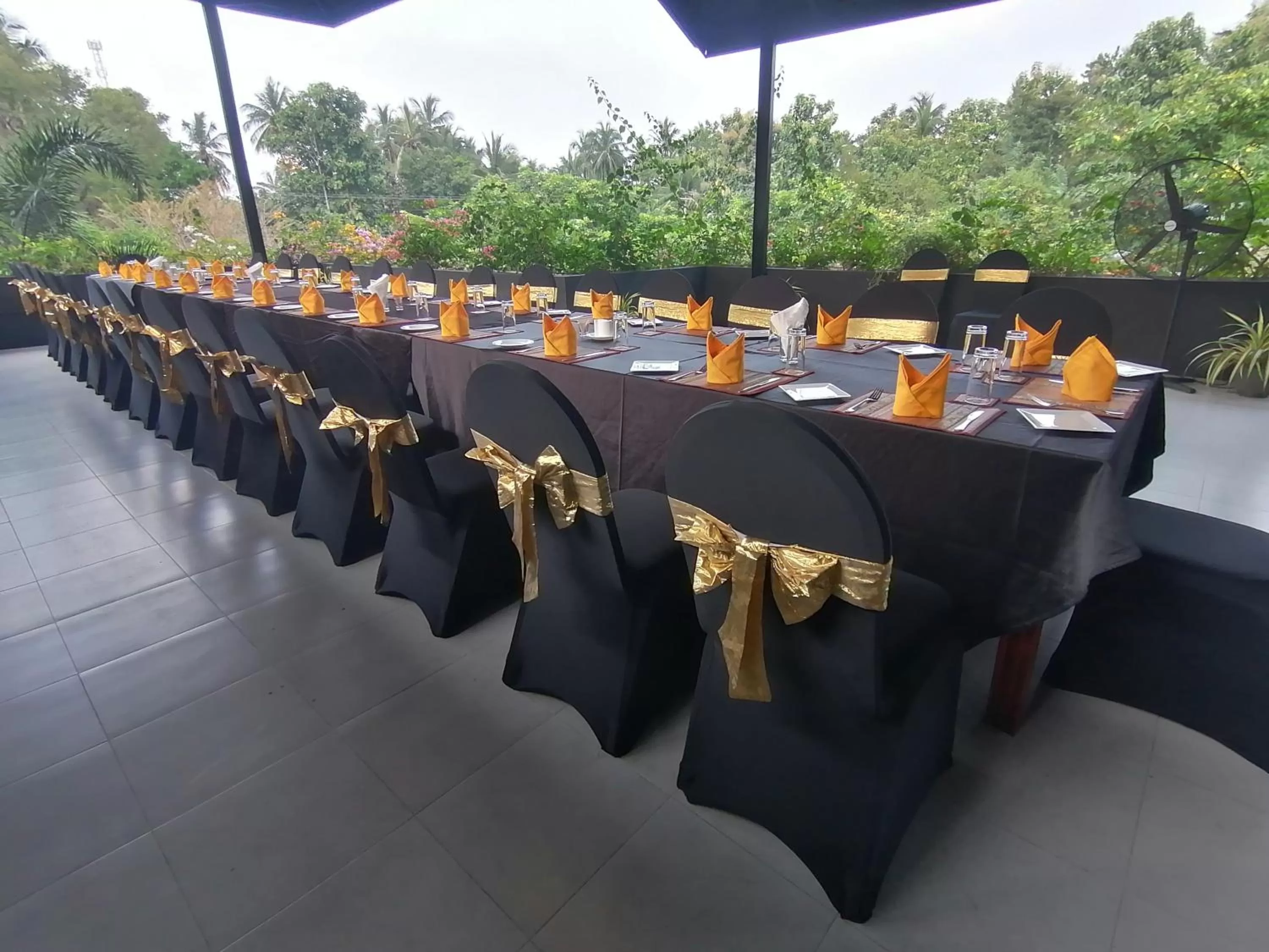 Restaurant/Places to Eat in Sigiriya Kingdom Gate Dambulla