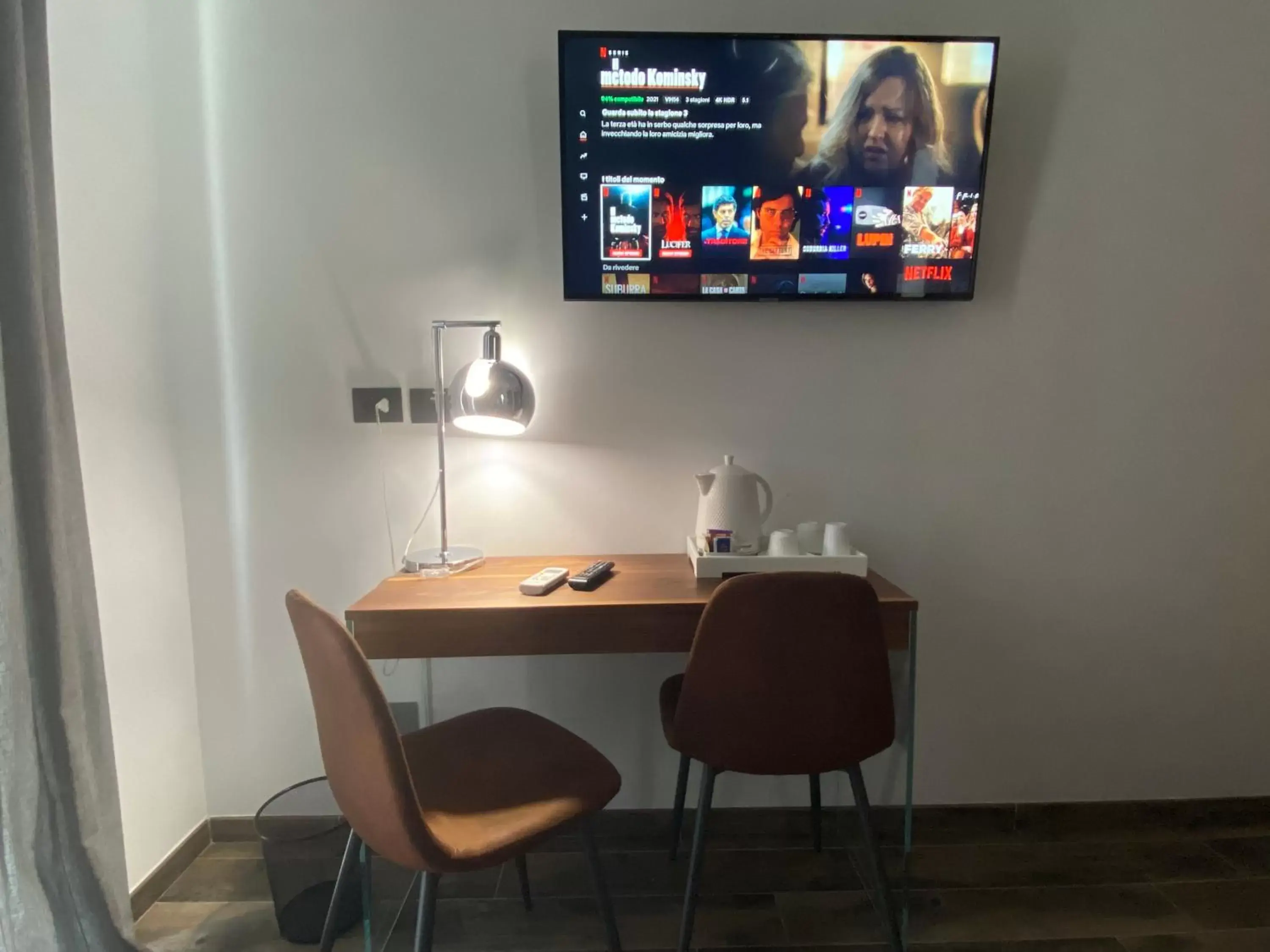 Bedroom, TV/Entertainment Center in Holiday Guesthouse