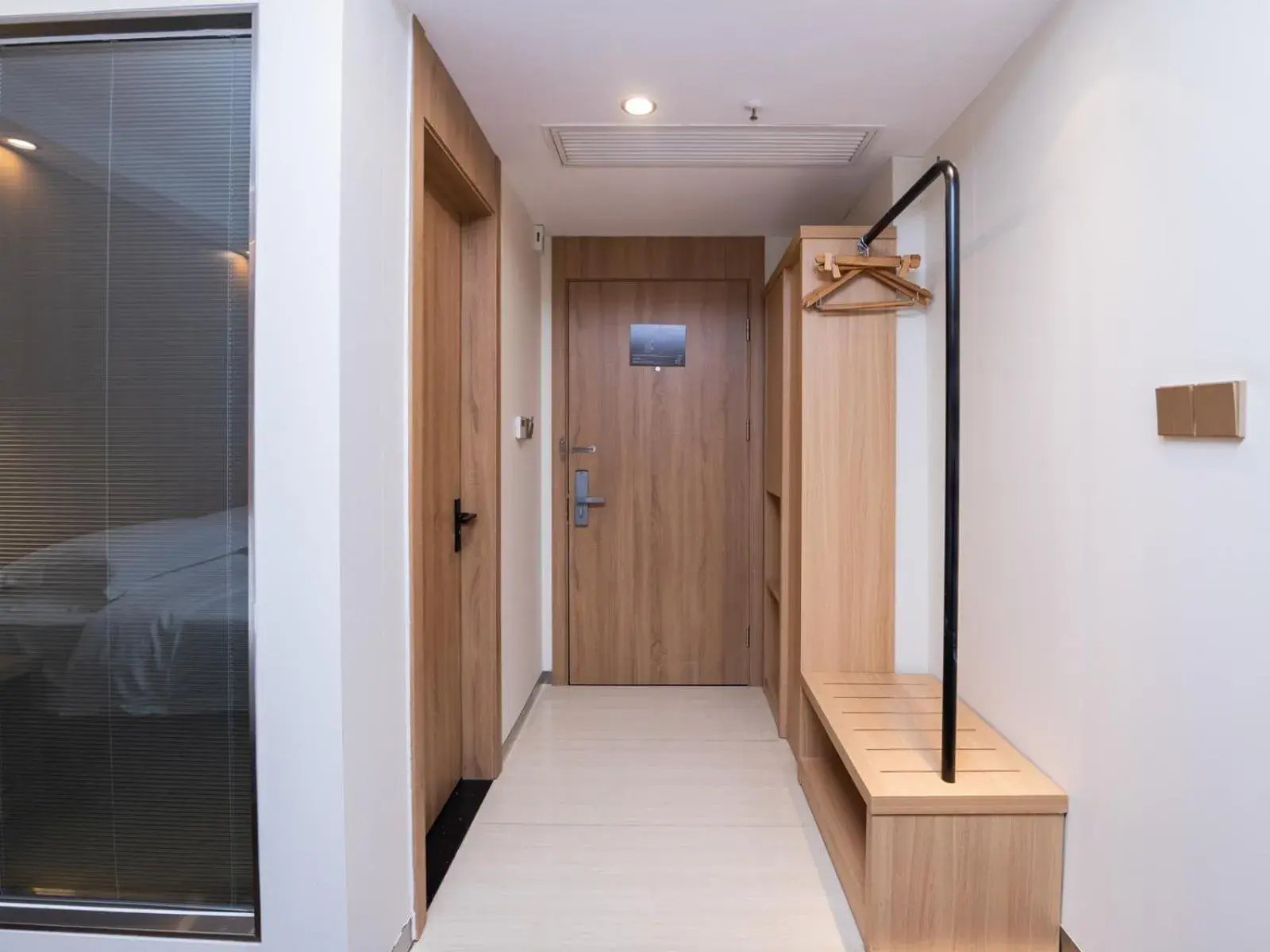 Bed in Country Inn&Suites by Radisson, Shanghai PVG Bed in Country Inn&Suites by Radisson, Shanghai PVG