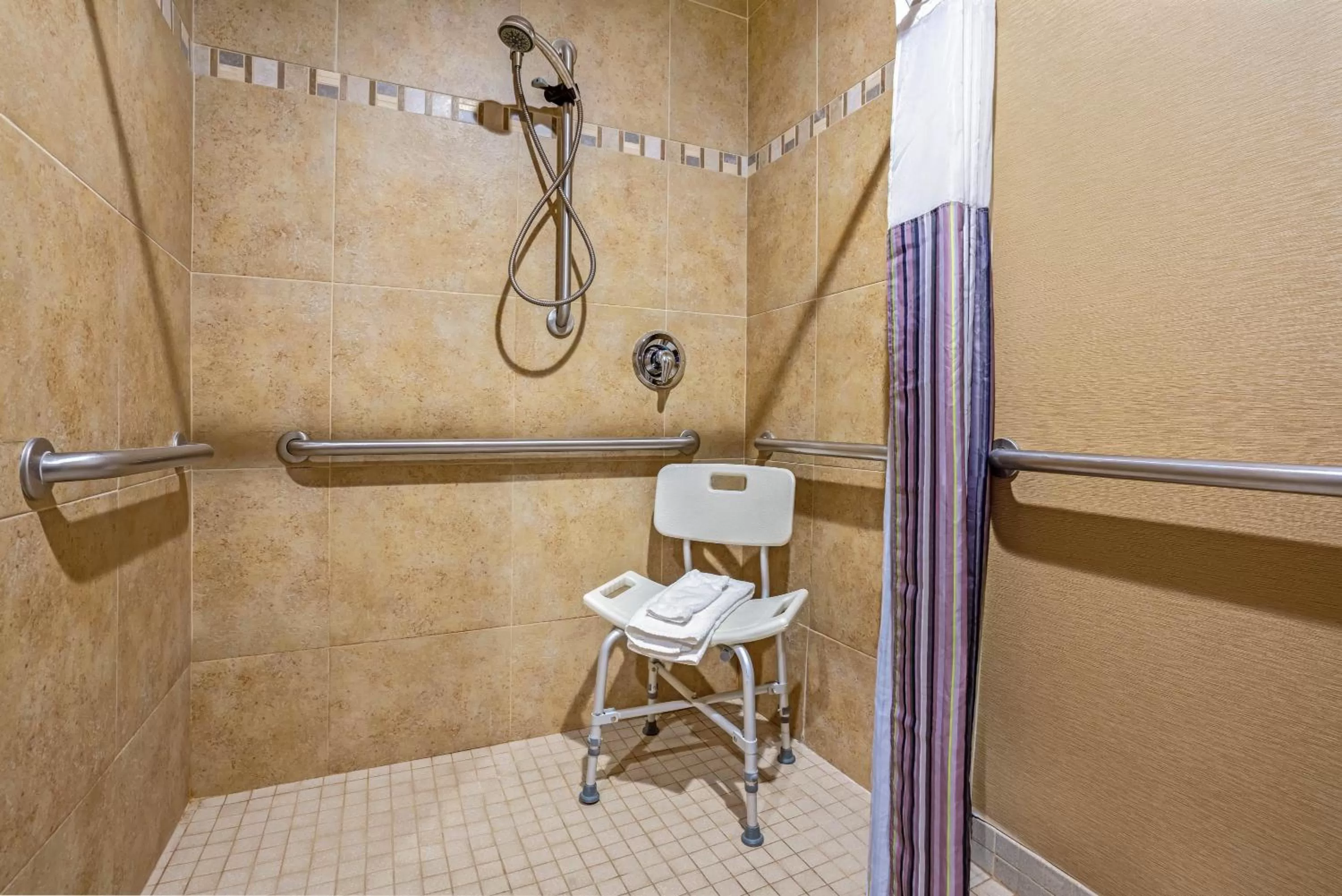 Shower in La Quinta by Wyndham Coeur d`Alene
