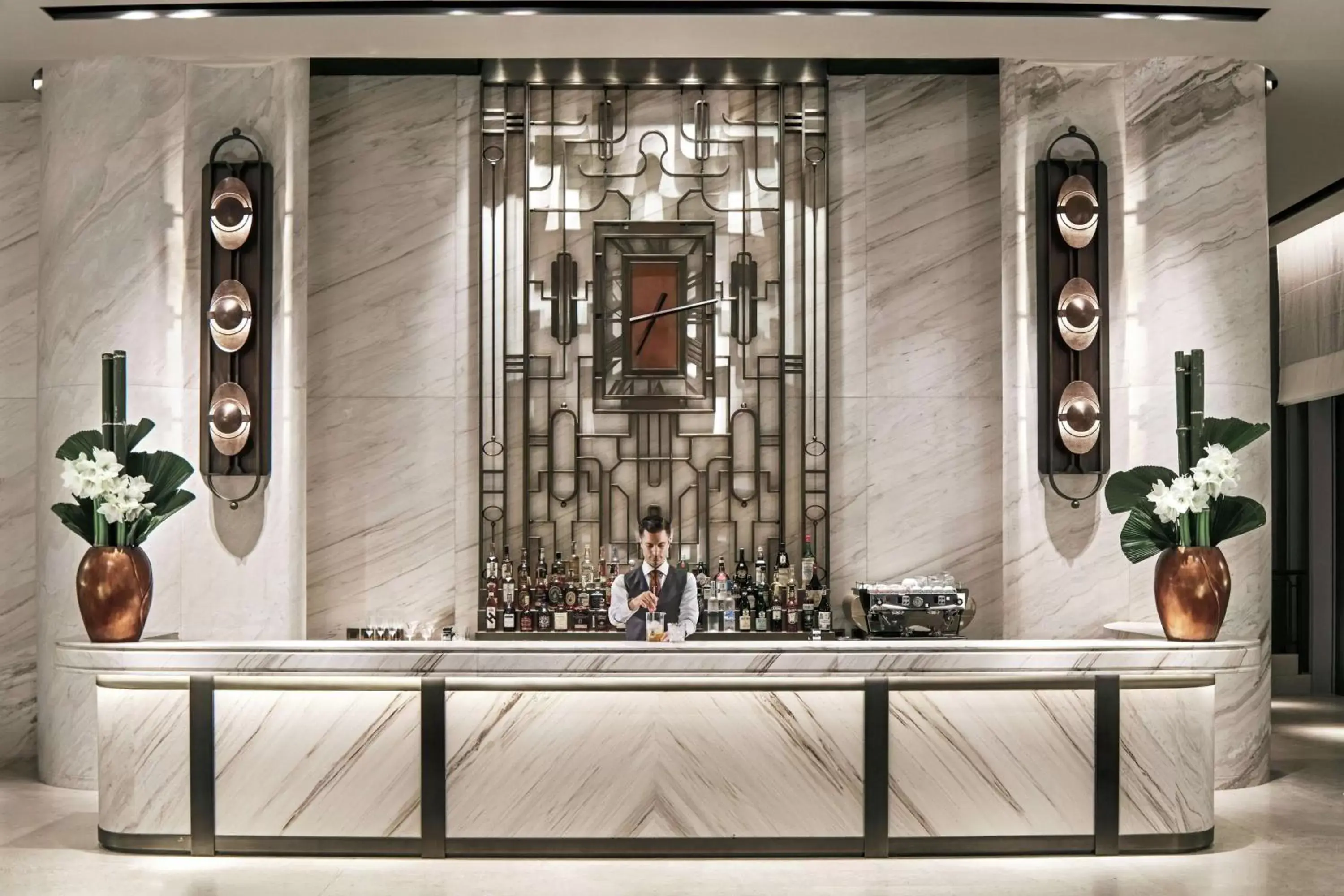 Lounge or bar in Waldorf Astoria Bangkok