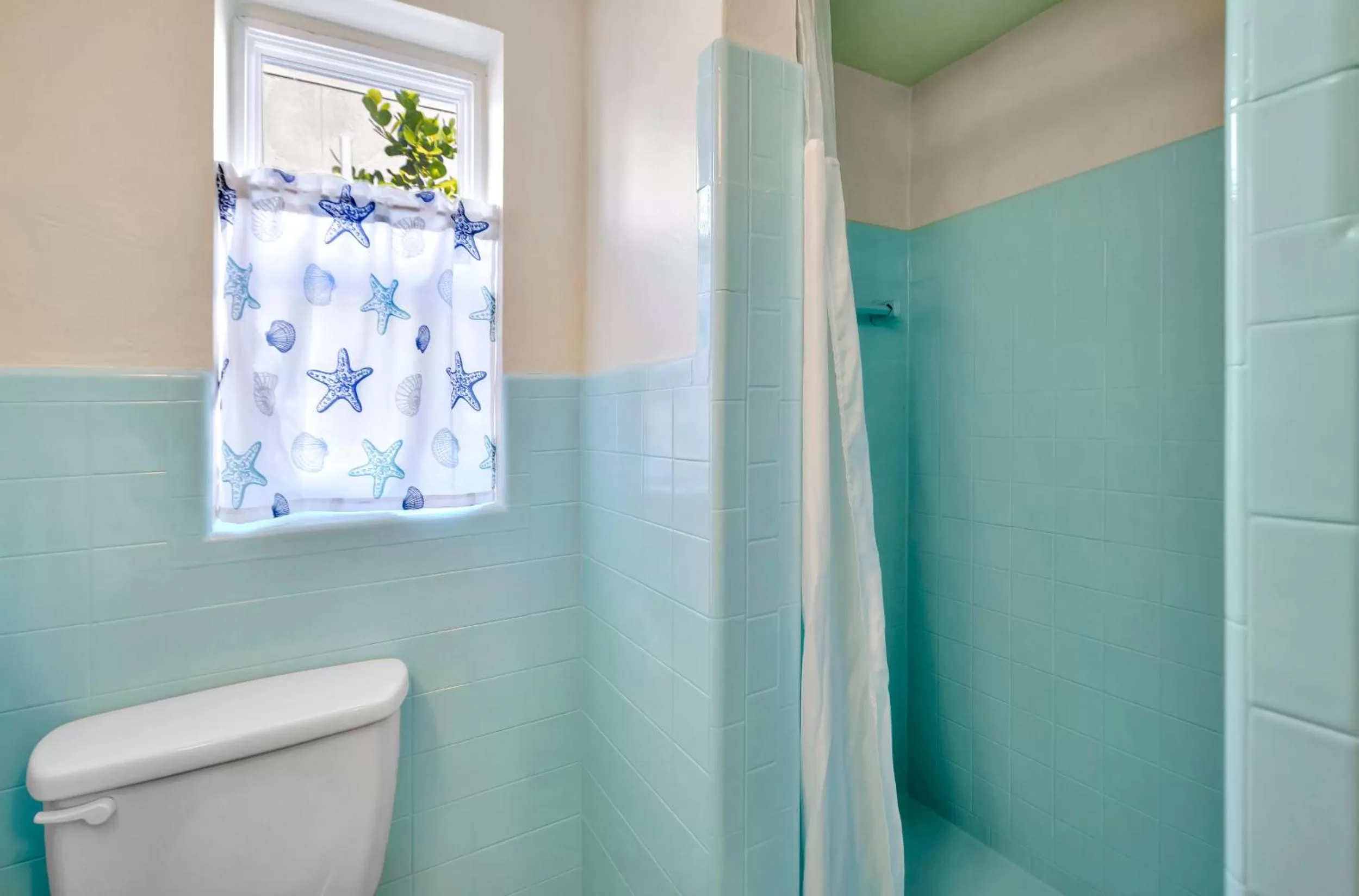 Bathroom in Seahorse Guesthouse