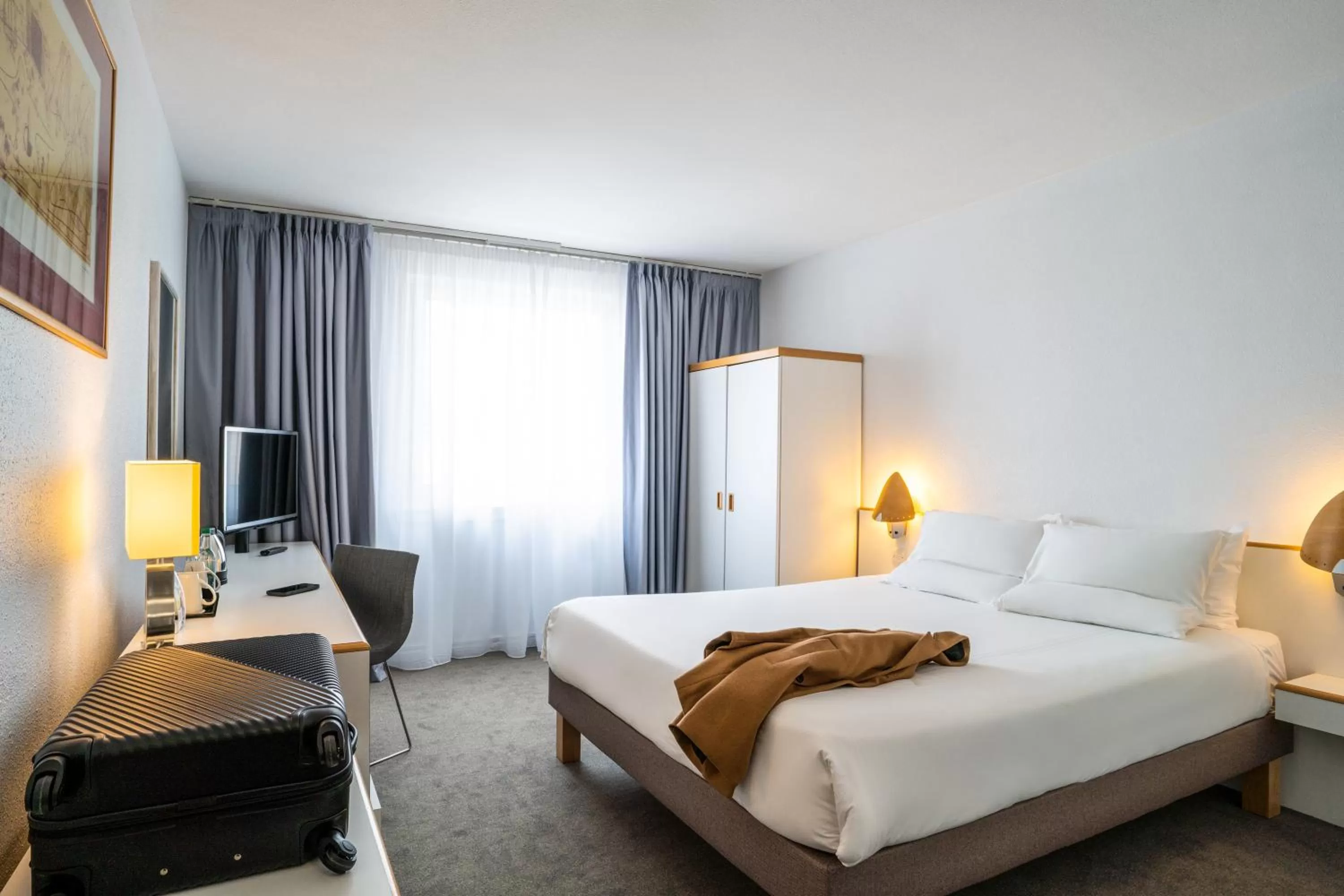 Bedroom, Bed in Novotel Glasgow Centre