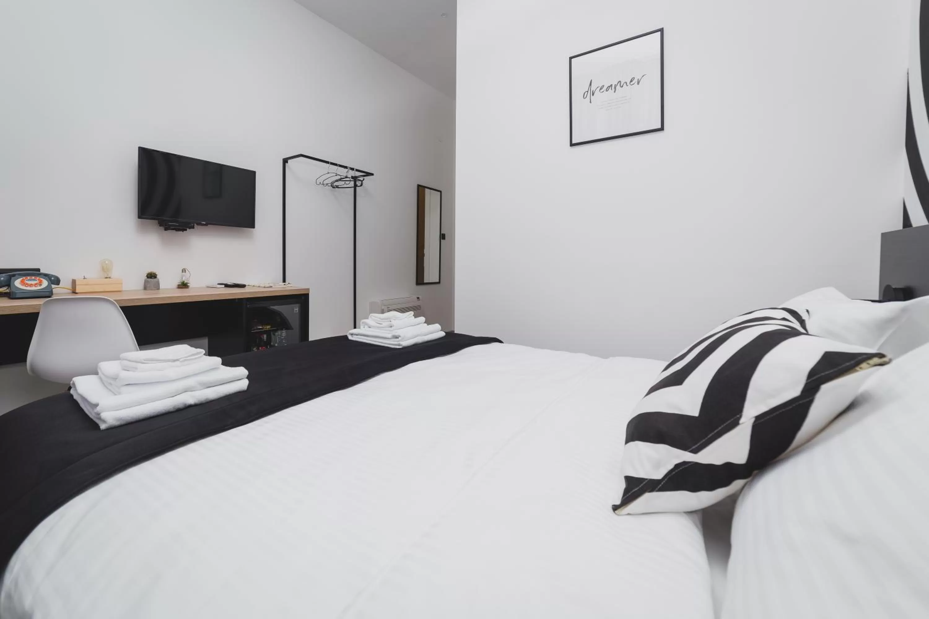 Bed in Hotel Marienplatz Podgorica