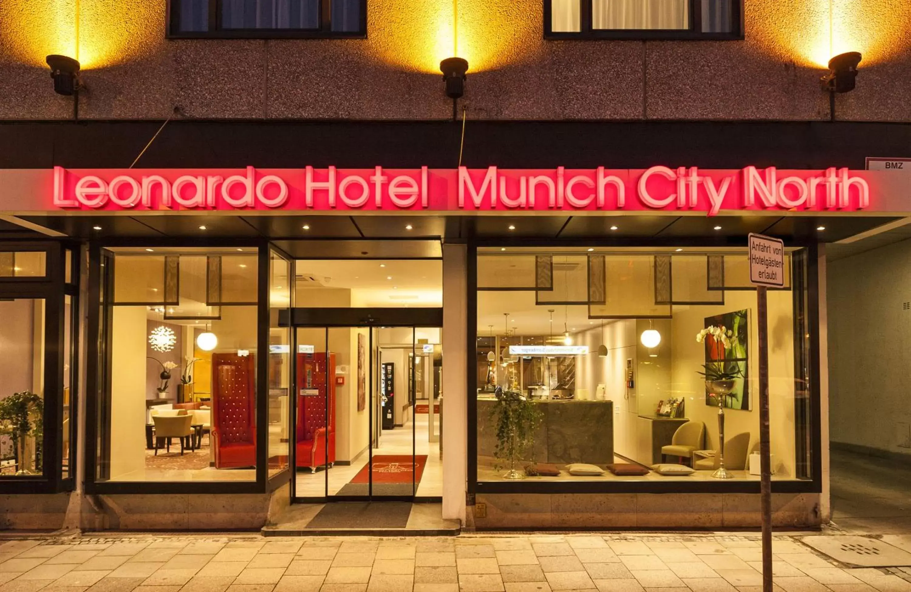 Location in Leonardo Hotel Munich City North