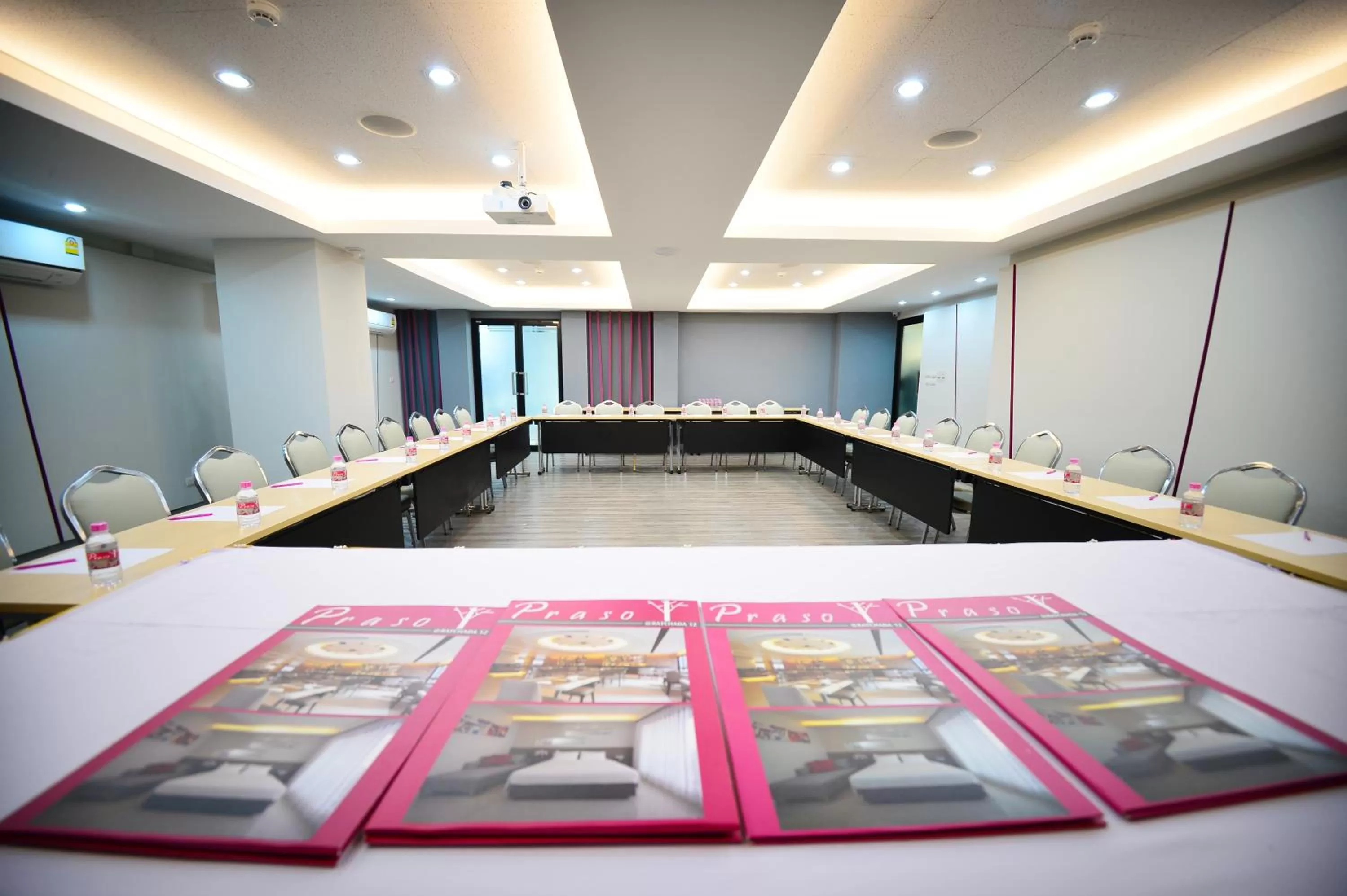 Meeting/conference room in Praso@Ratchada12