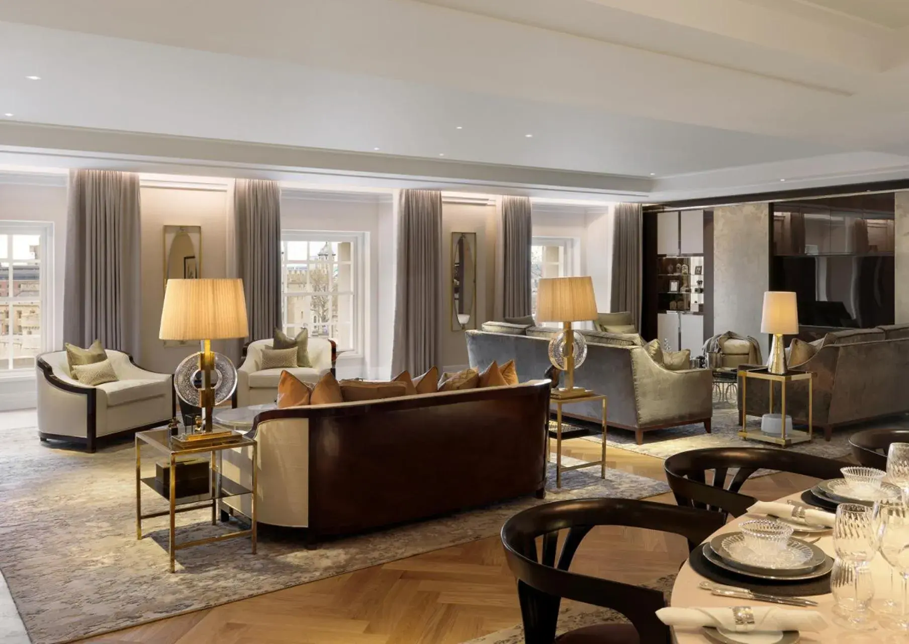 Living room in Four Seasons Hotel London at Ten Trinity Square