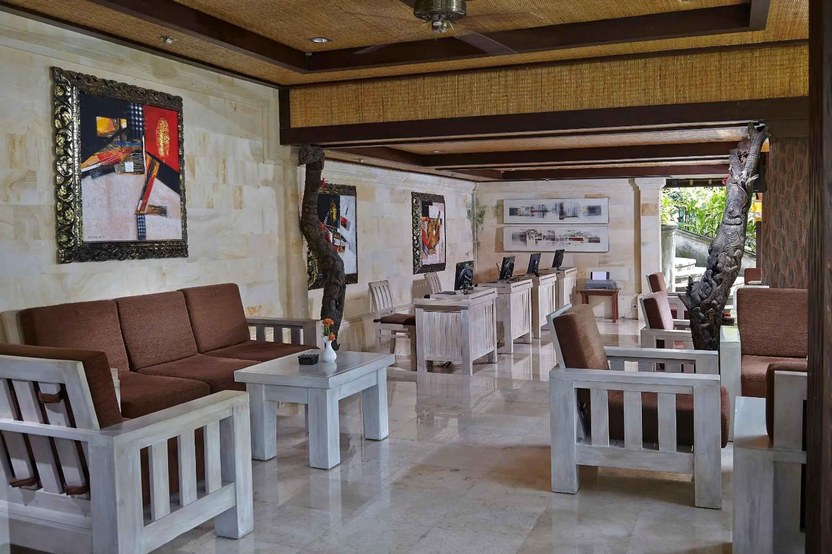 Communal lounge/ TV room, Restaurant/Places to Eat in Hotel Tjampuhan Spa