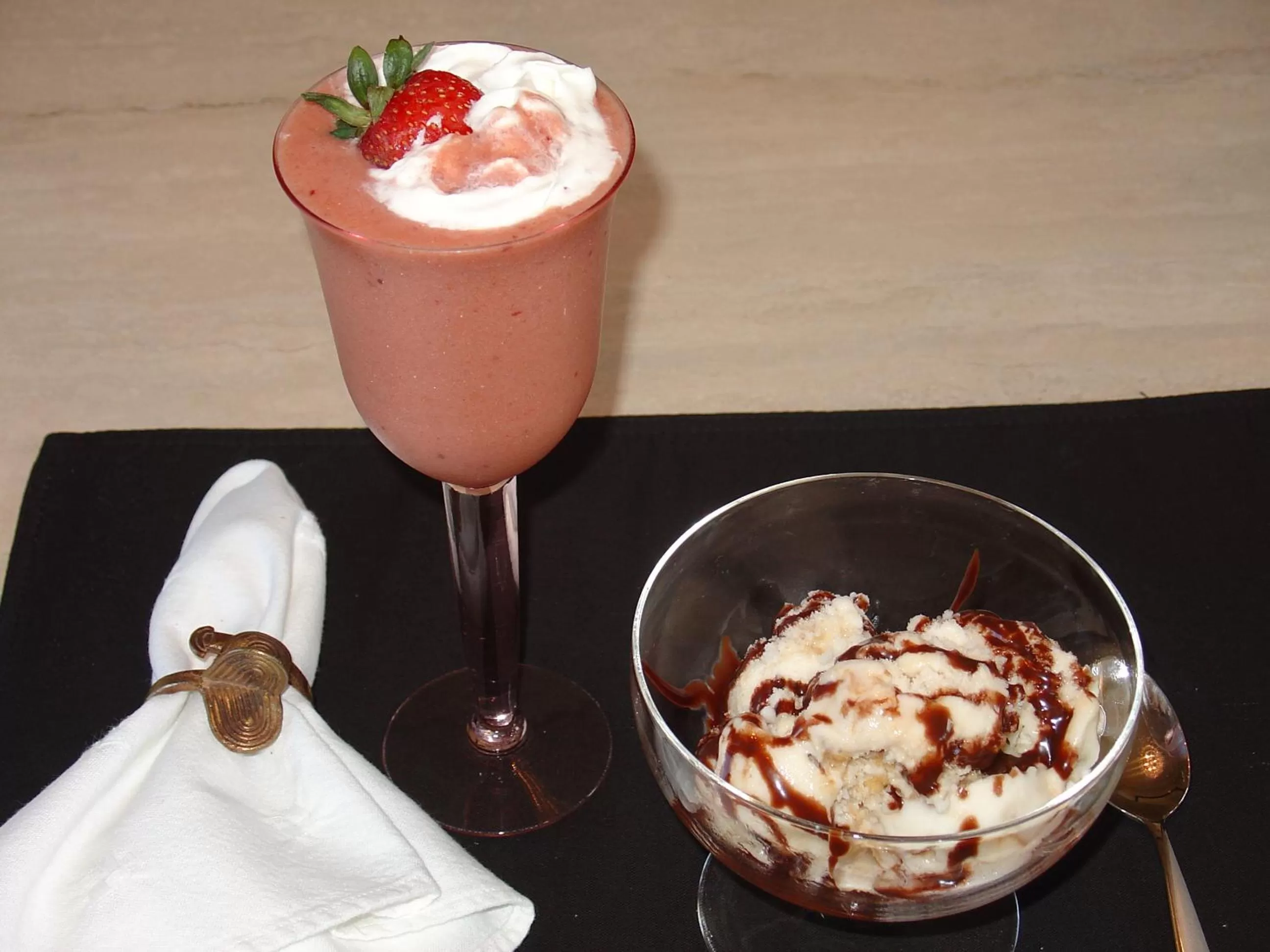 Food and drinks in Sedona Cathedral Hideaway B&B & Spa