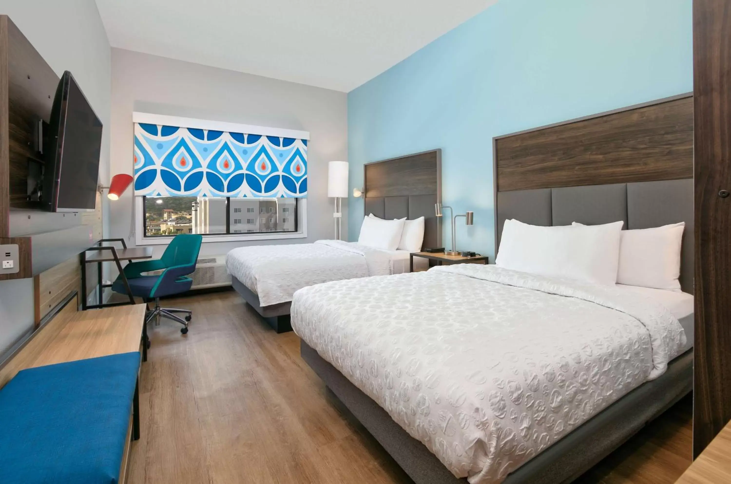 Bedroom, Bed in Tru By Hilton San Antonio At The Rim, Tx