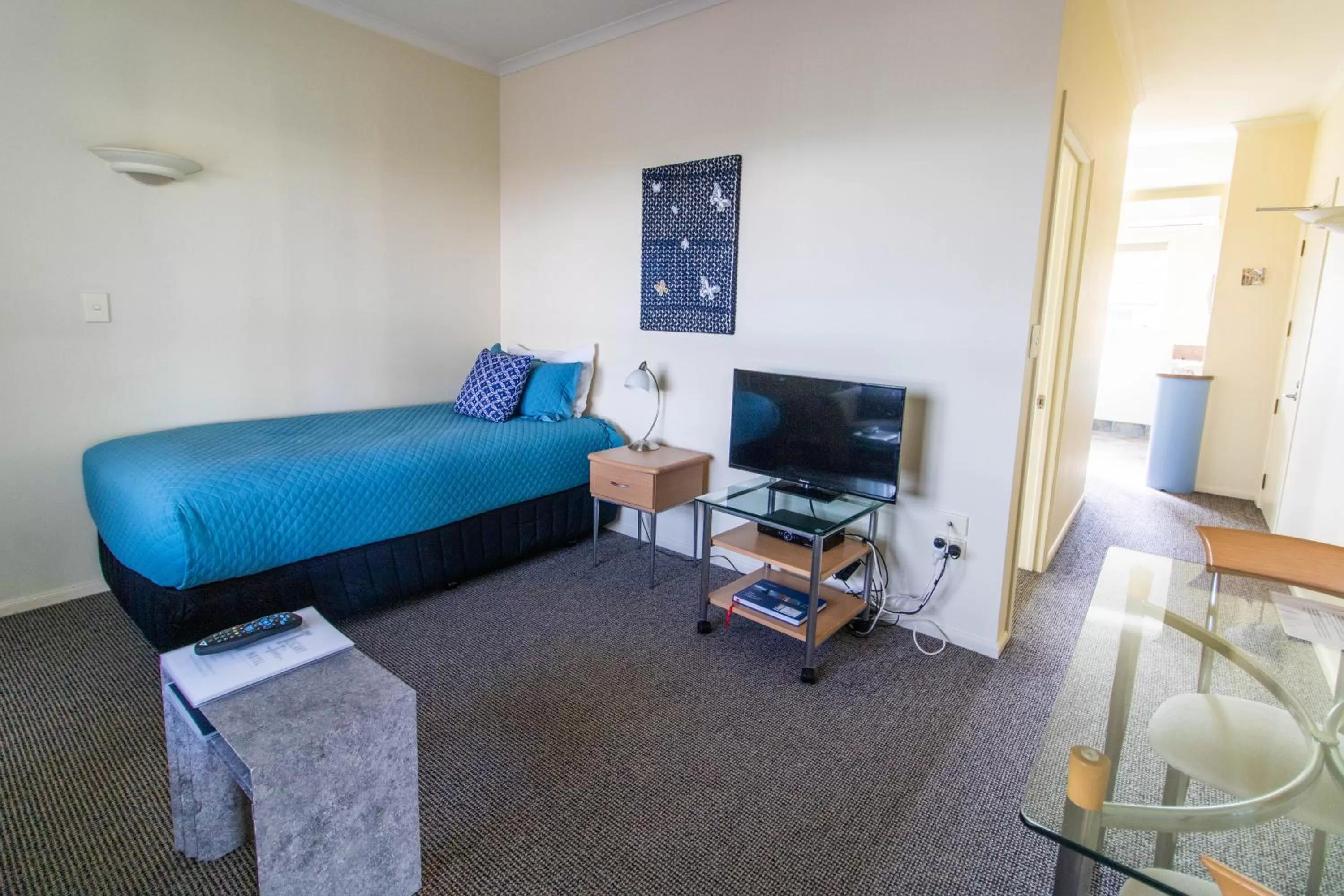 Bed in Tuscany On Thames