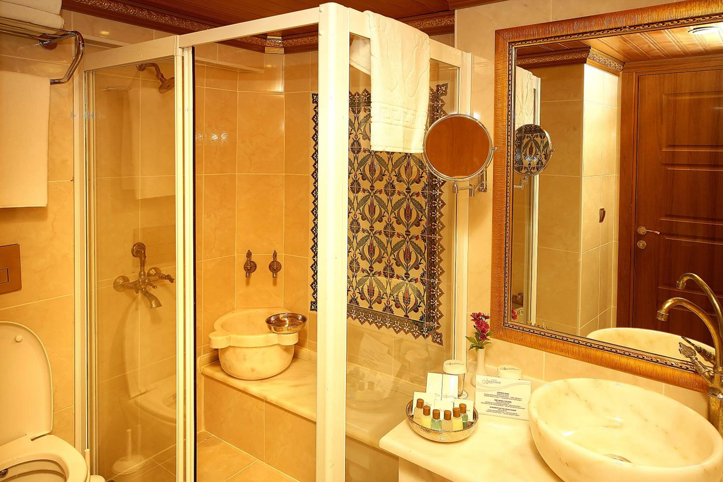Bathroom in Marmara Deluxe Hotel