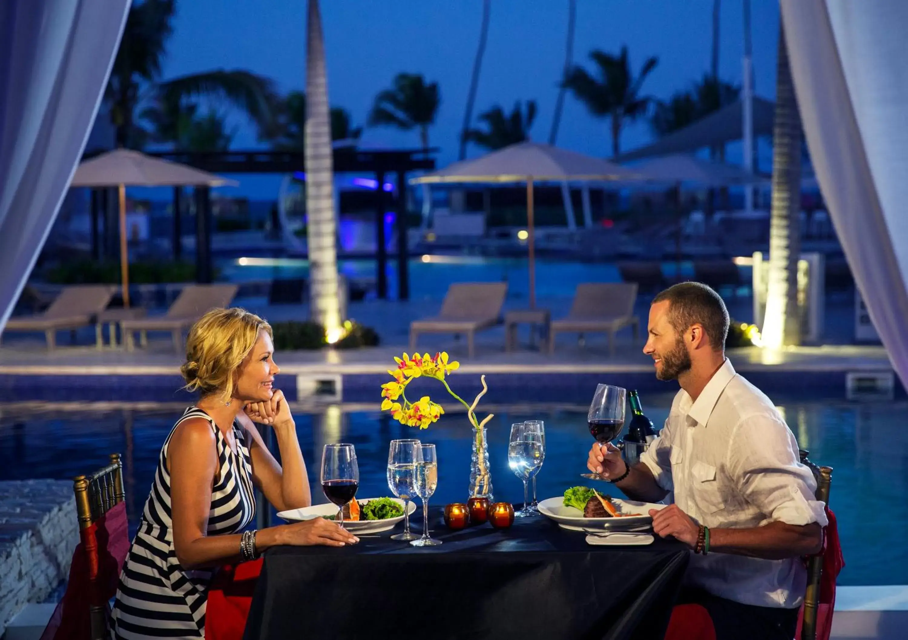 Restaurant/places to eat in Royalton CHIC Punta Cana, An Autograph Collection All-Inclusive Resort & Casino, Adults Only