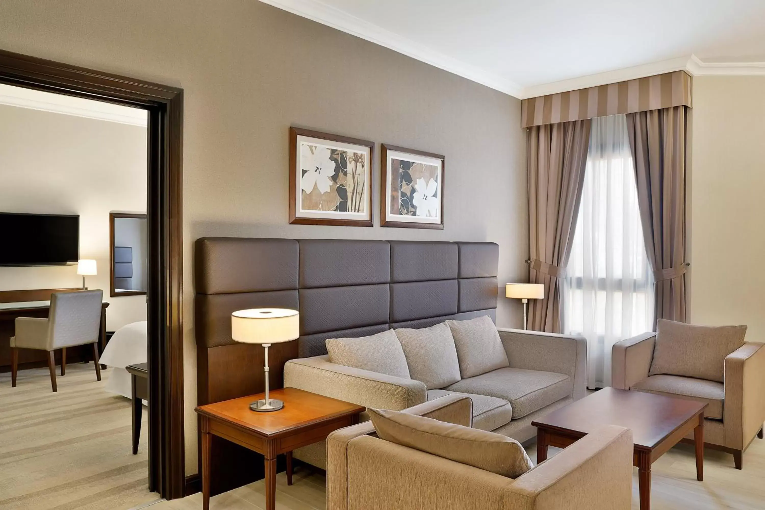 Living room, Seating Area in Sheraton Riyadh Hotel & Towers