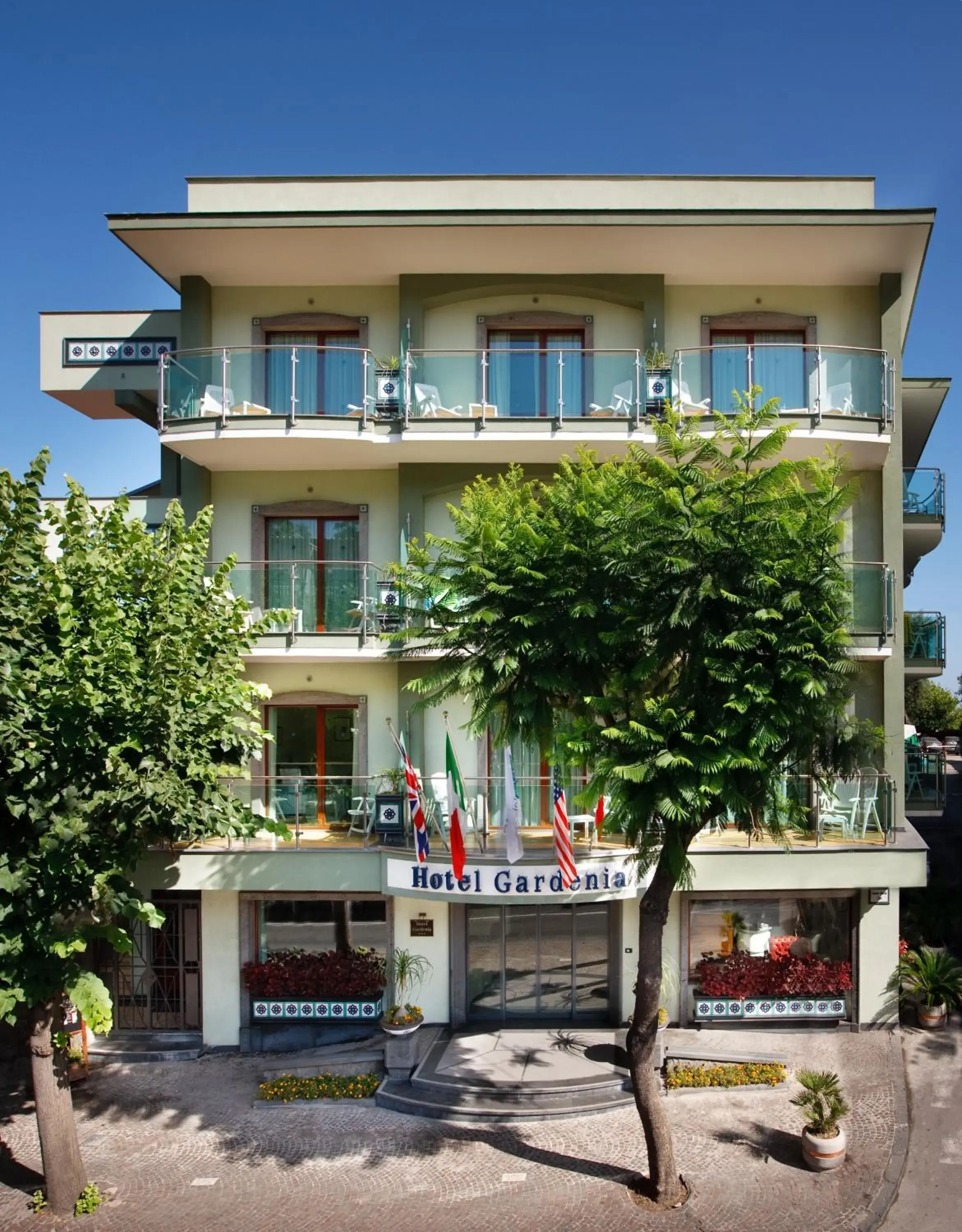 Facade/entrance, Property Building in Comfort Hotel Gardenia Sorrento Coast