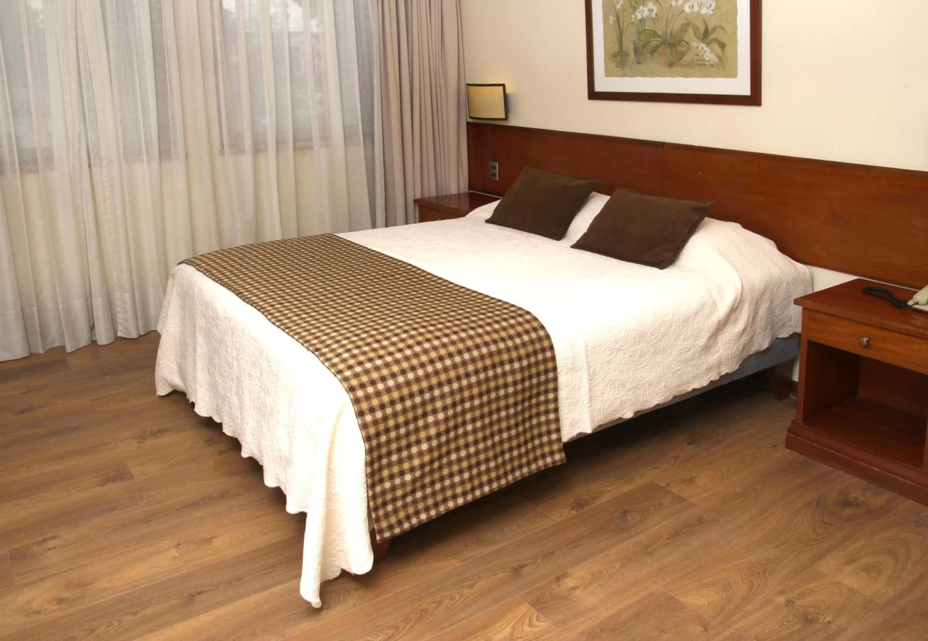 Bedroom, Bed in Tur Hotel Santiago