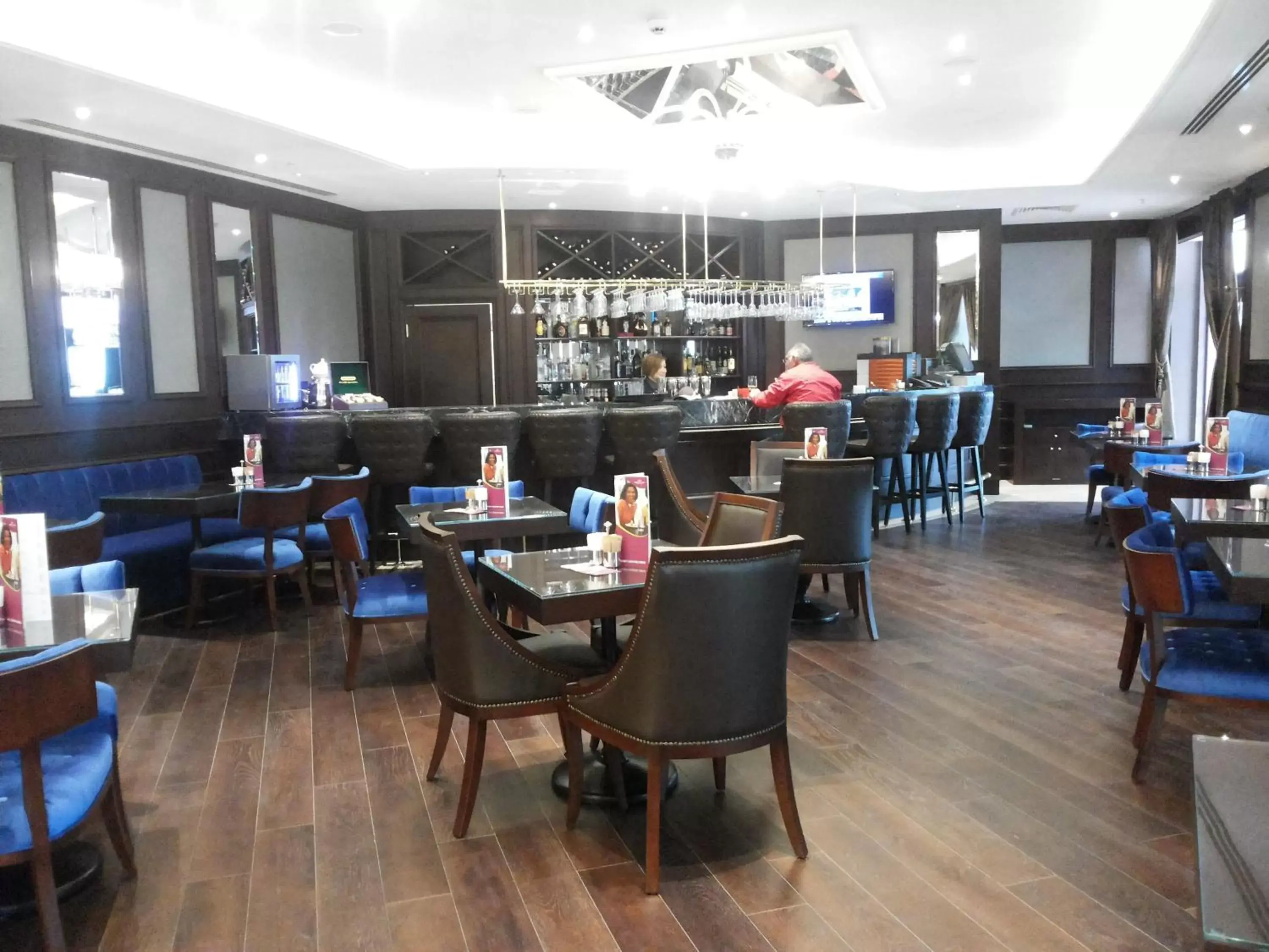 Lounge or bar, Restaurant/Places to Eat in Crowne Plaza Istanbul Oryapark, an IHG Hotel