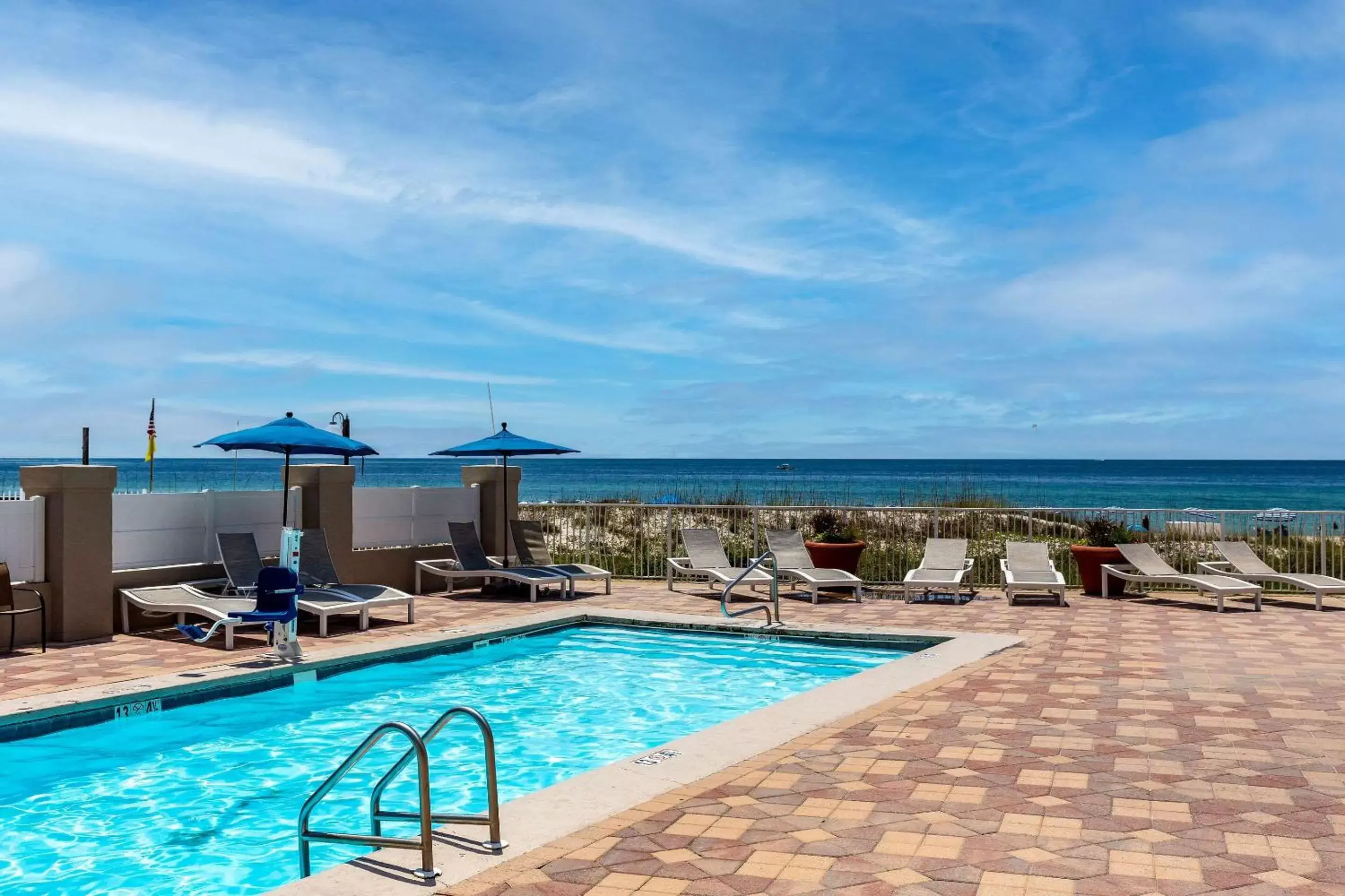 Pool view, Swimming Pool in Sleep Inn on the Beach