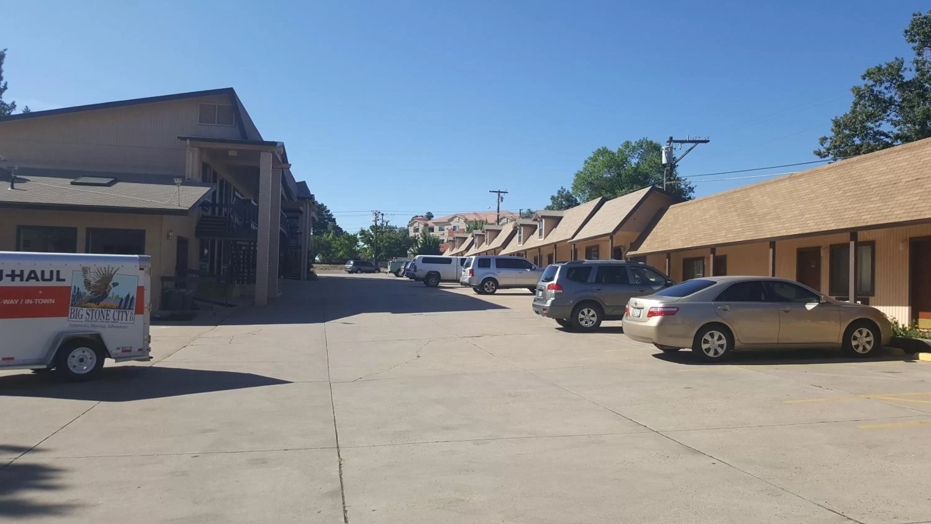 The KC Motel Show Low