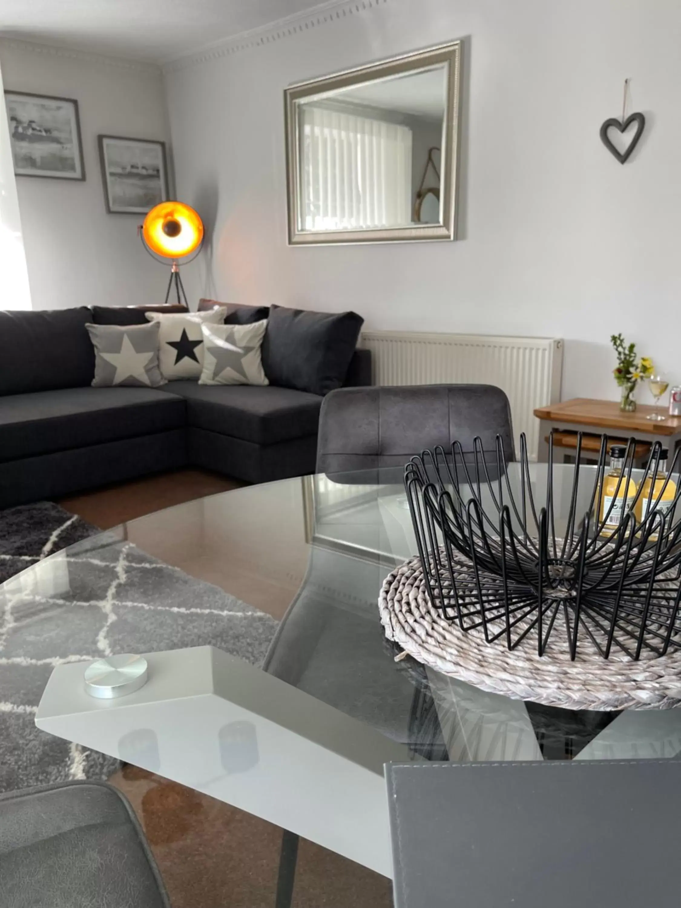 Living room, Seating Area in The Upper Largo Hotel & Restaurant