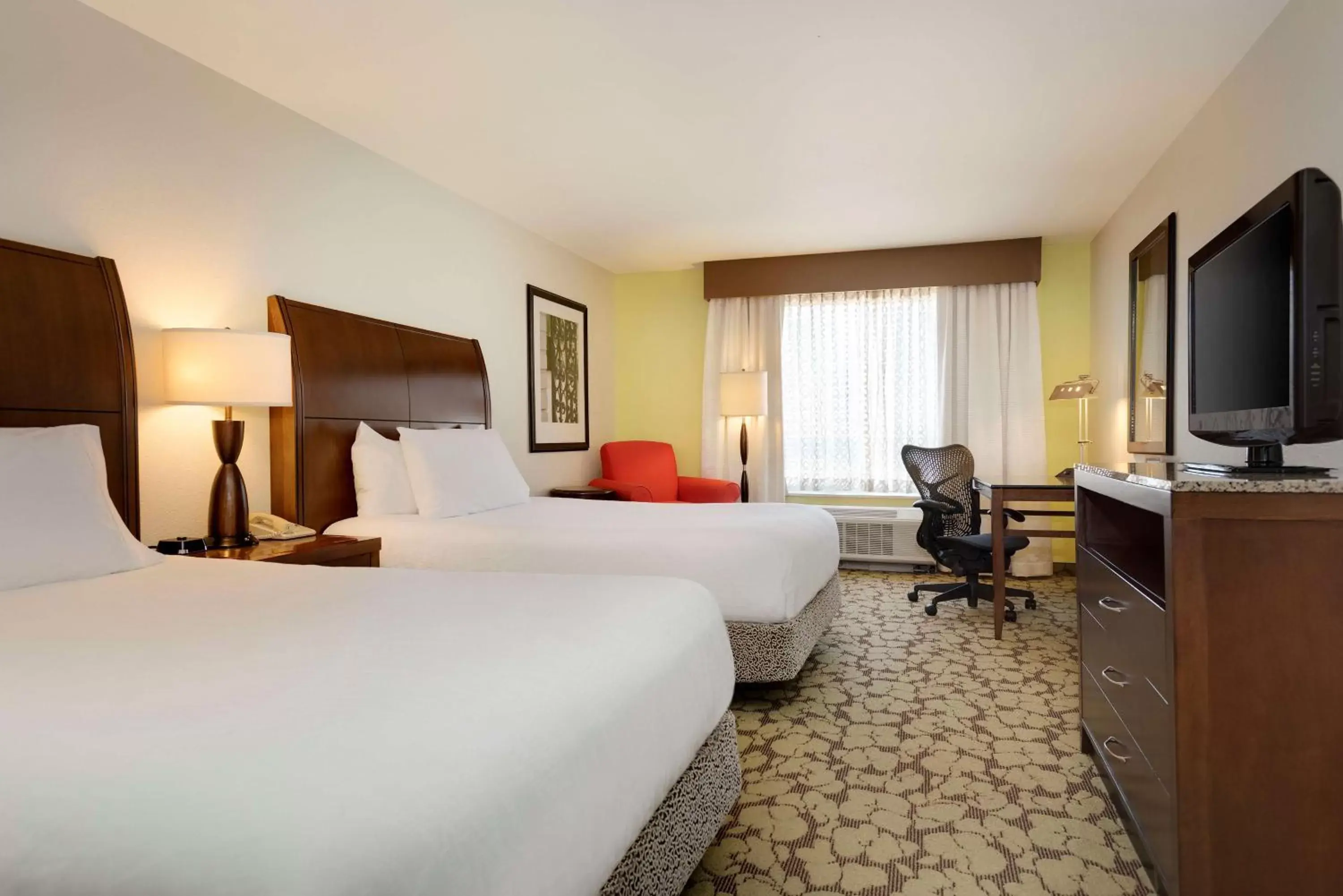 Premium Queen Room with Two Queen Beds in Hilton Garden Inn Hoffman Estates Premium Queen Room with Two Queen Beds in Hilton Garden Inn Hoffman Estates