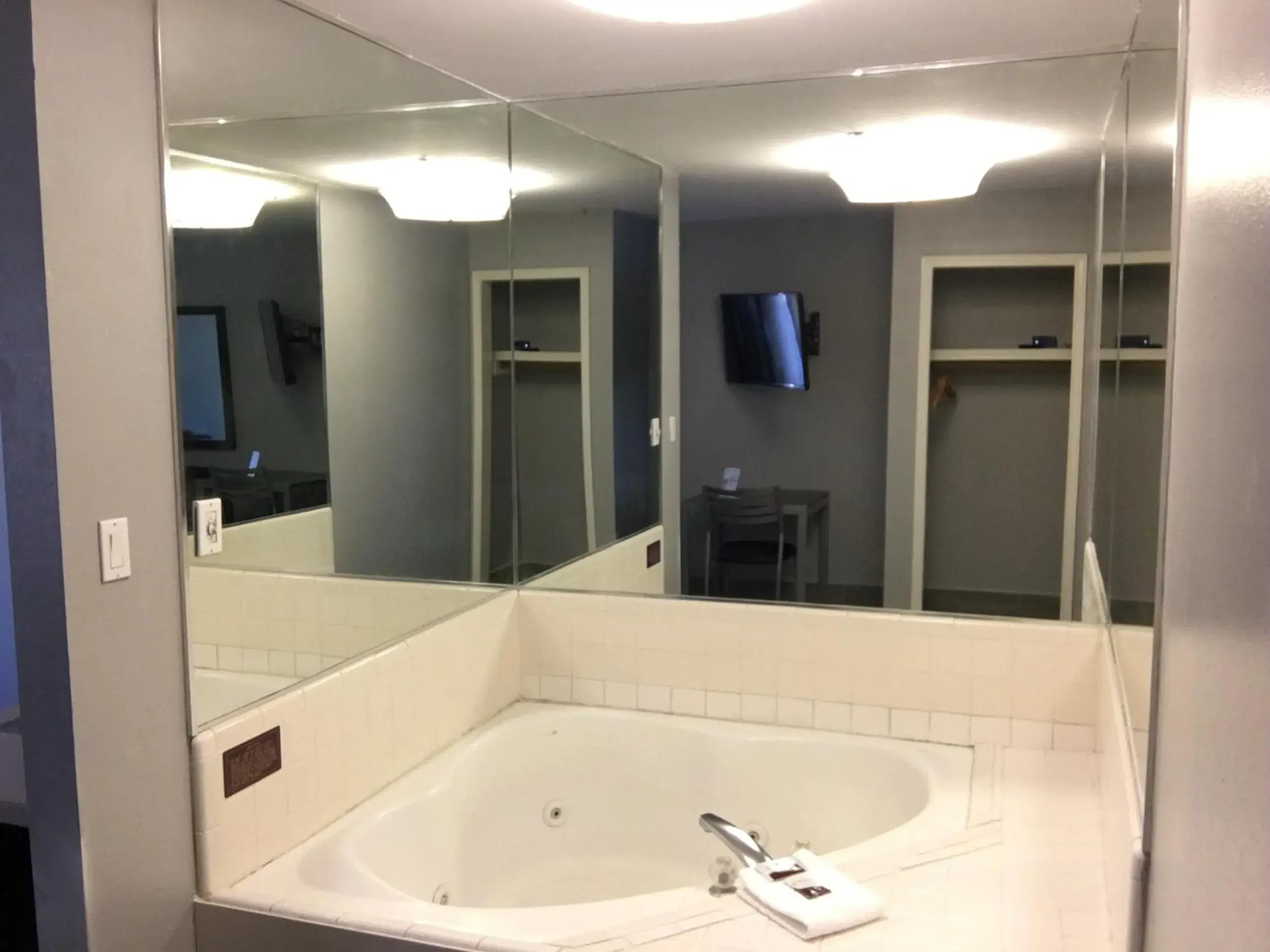 Bathroom in Express Inn Weslaco/Mercedes