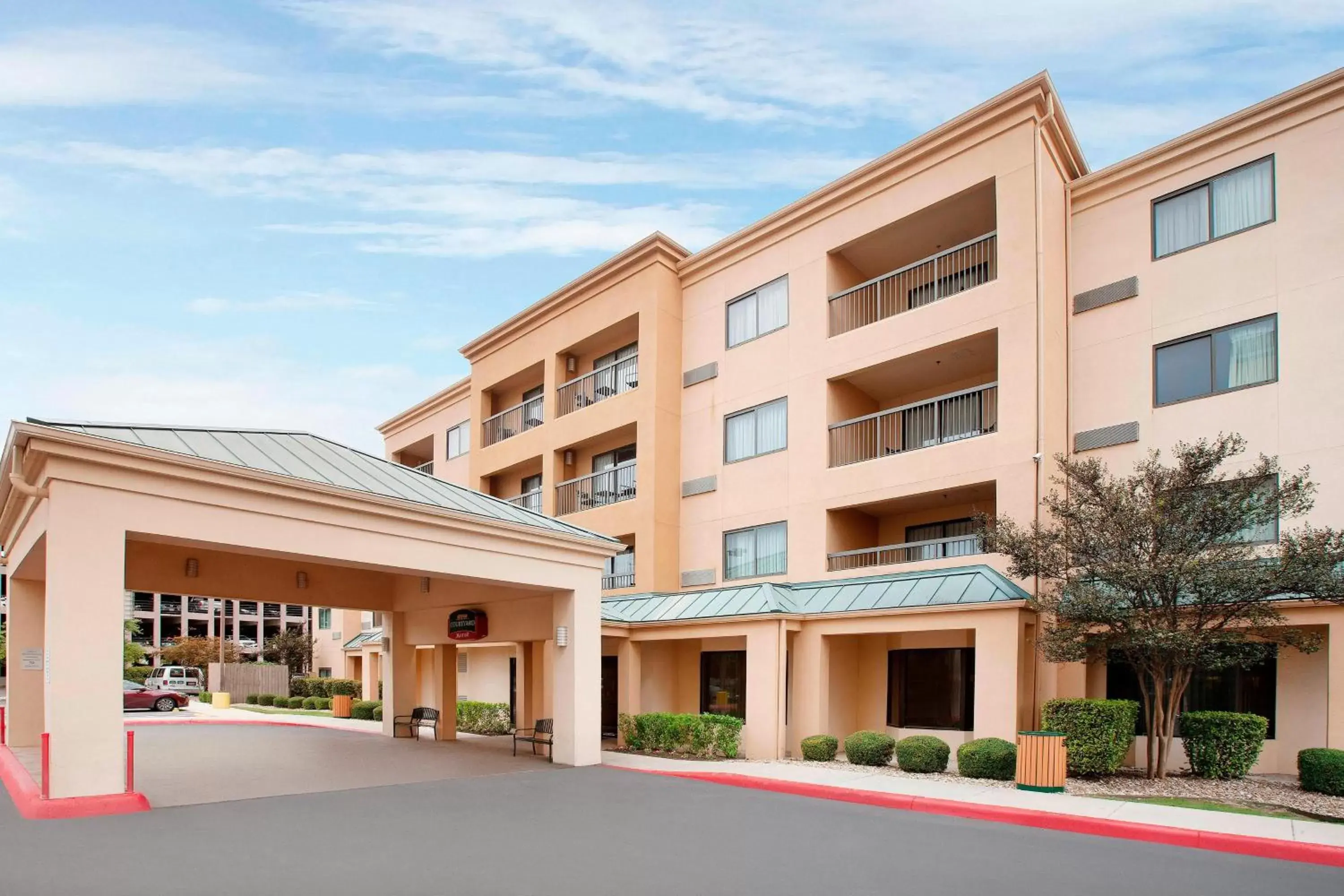 Property Building in Courtyard by Marriott San Antonio Airport/North Star Mall