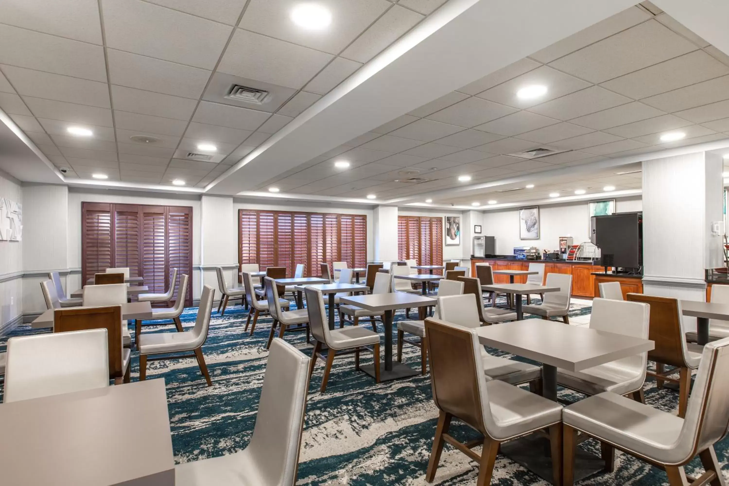 Restaurant/places to eat in Wingate by Wyndham Charlotte Concord Mills/Speedway Restaurant/places to eat in Wingate by Wyndham Charlotte Concord Mills/Speedway