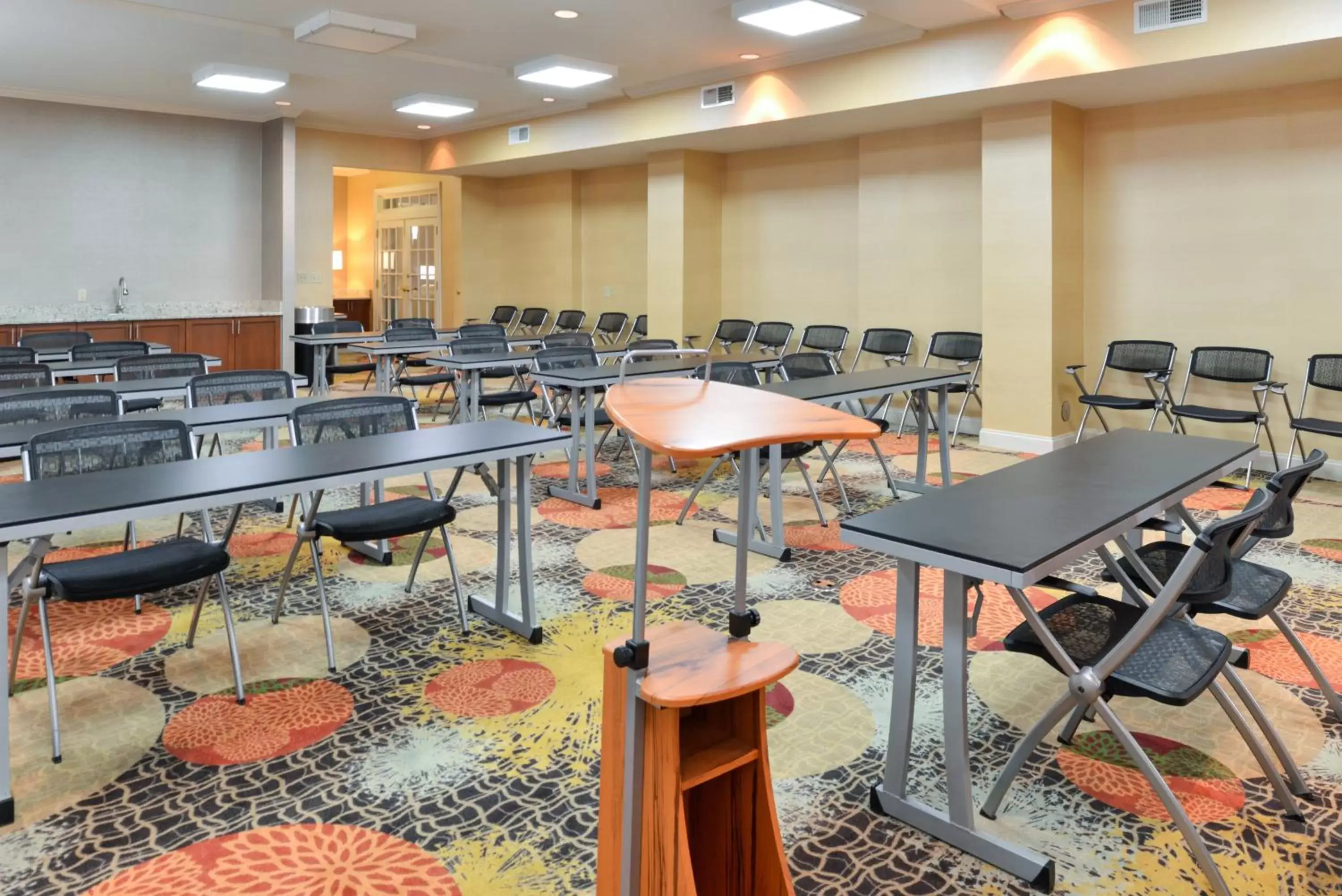 Meeting/conference room in Holiday Inn Express Hotel & Suites Bessemer, an IHG Hotel