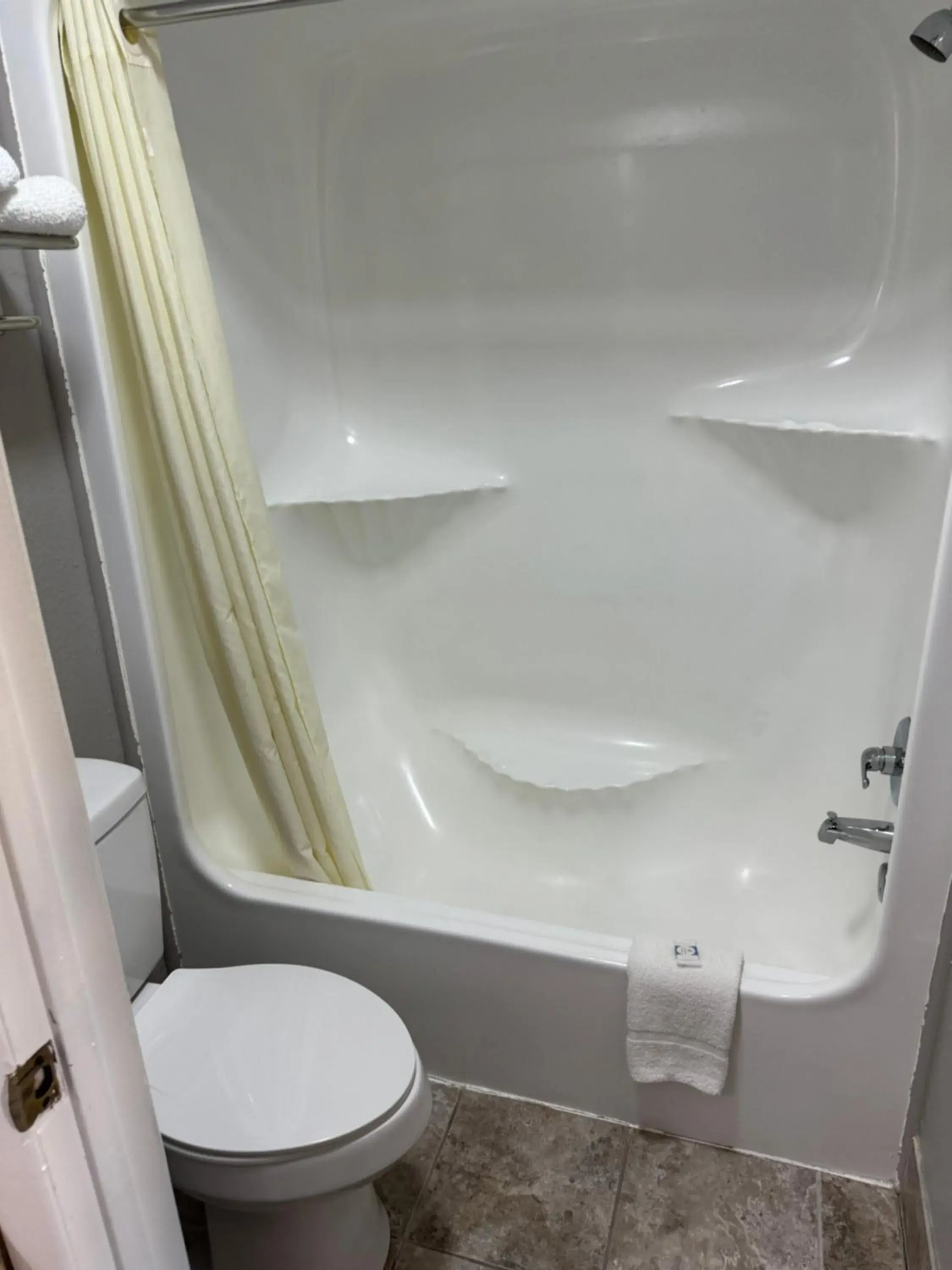 Bath, Bathroom in Palace Inn