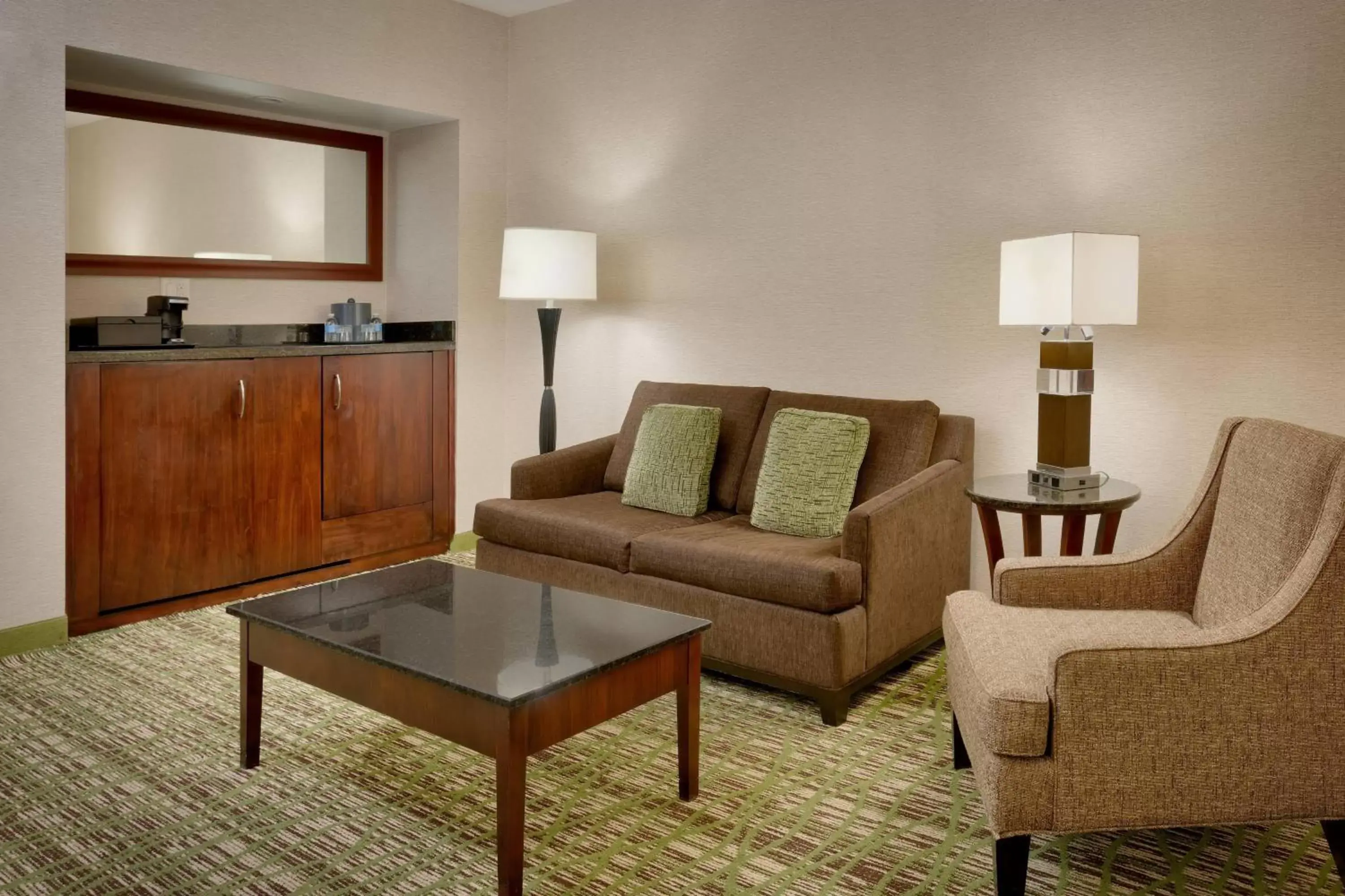 Living room, Seating Area in Salt Lake City Marriott University Park