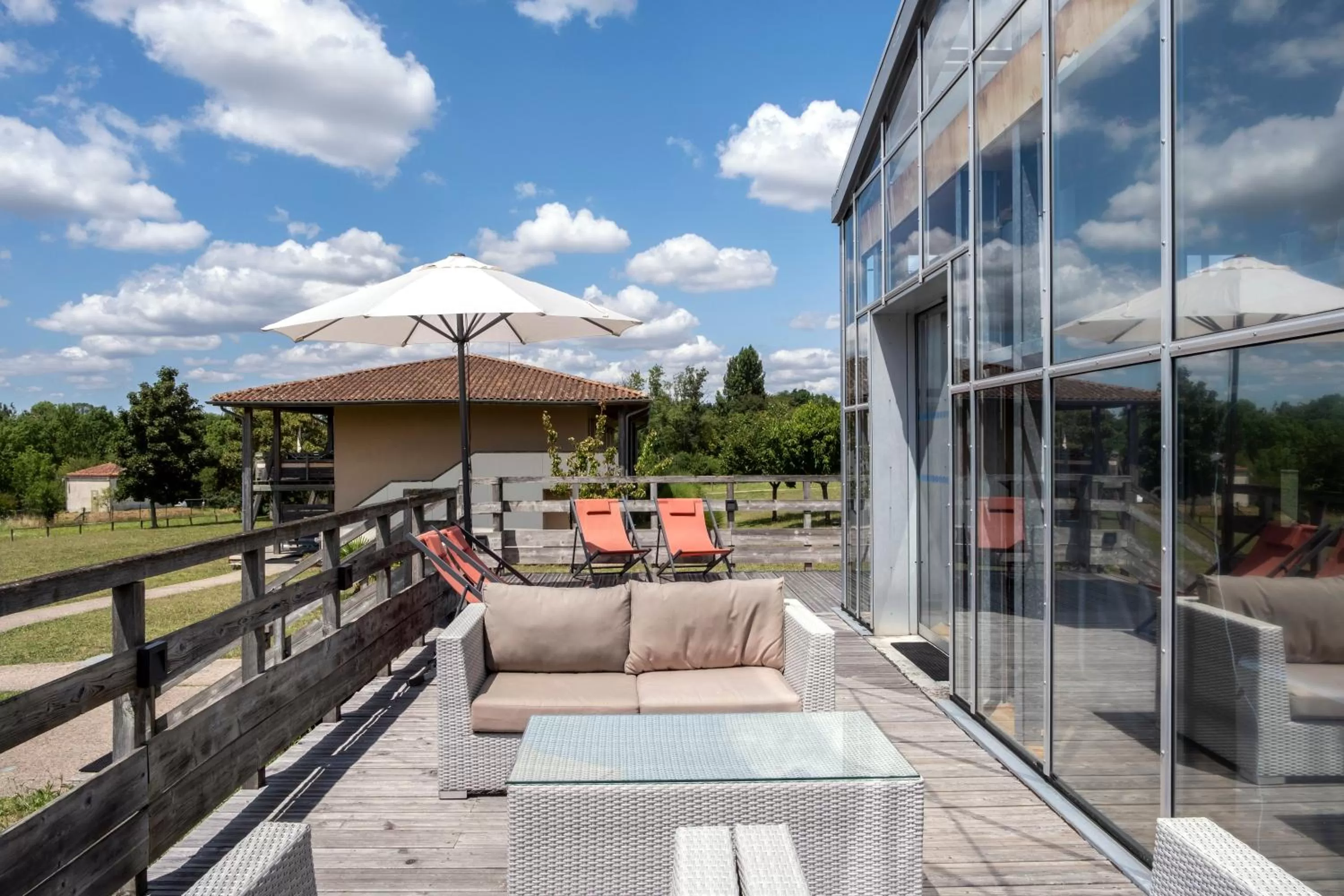 Property building in Résidence Pierre & Vacances Les Rives de la Seugne